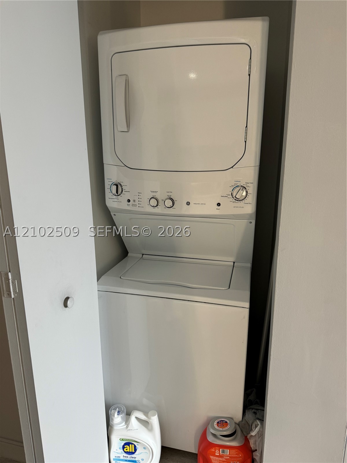 image Brickell Heights East25