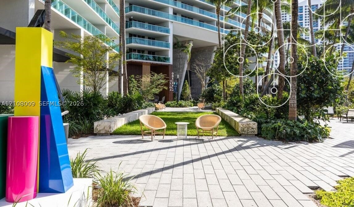 image Flamingo South Beach33