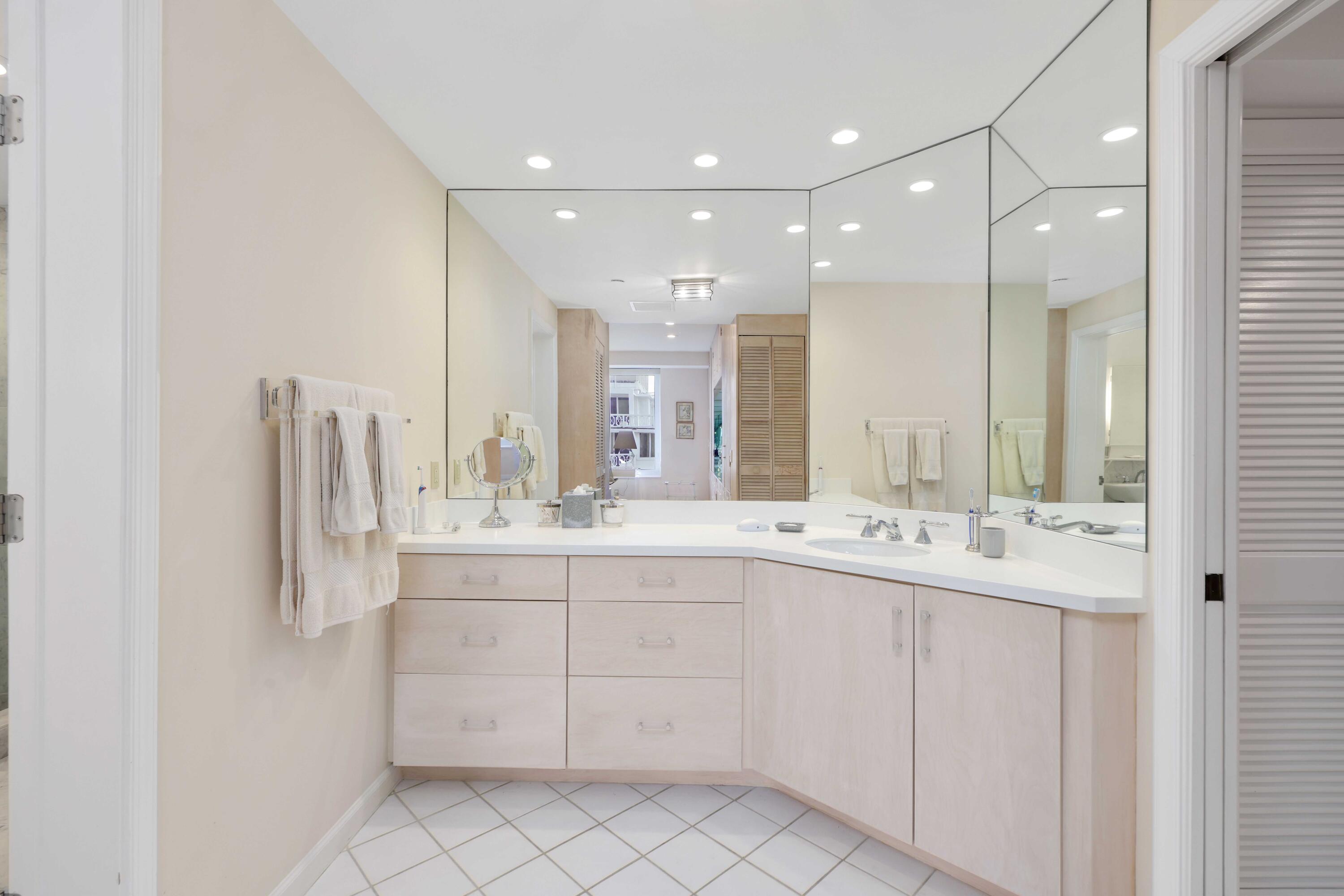 150 Bradley #415 Palm Beach, FL 33480