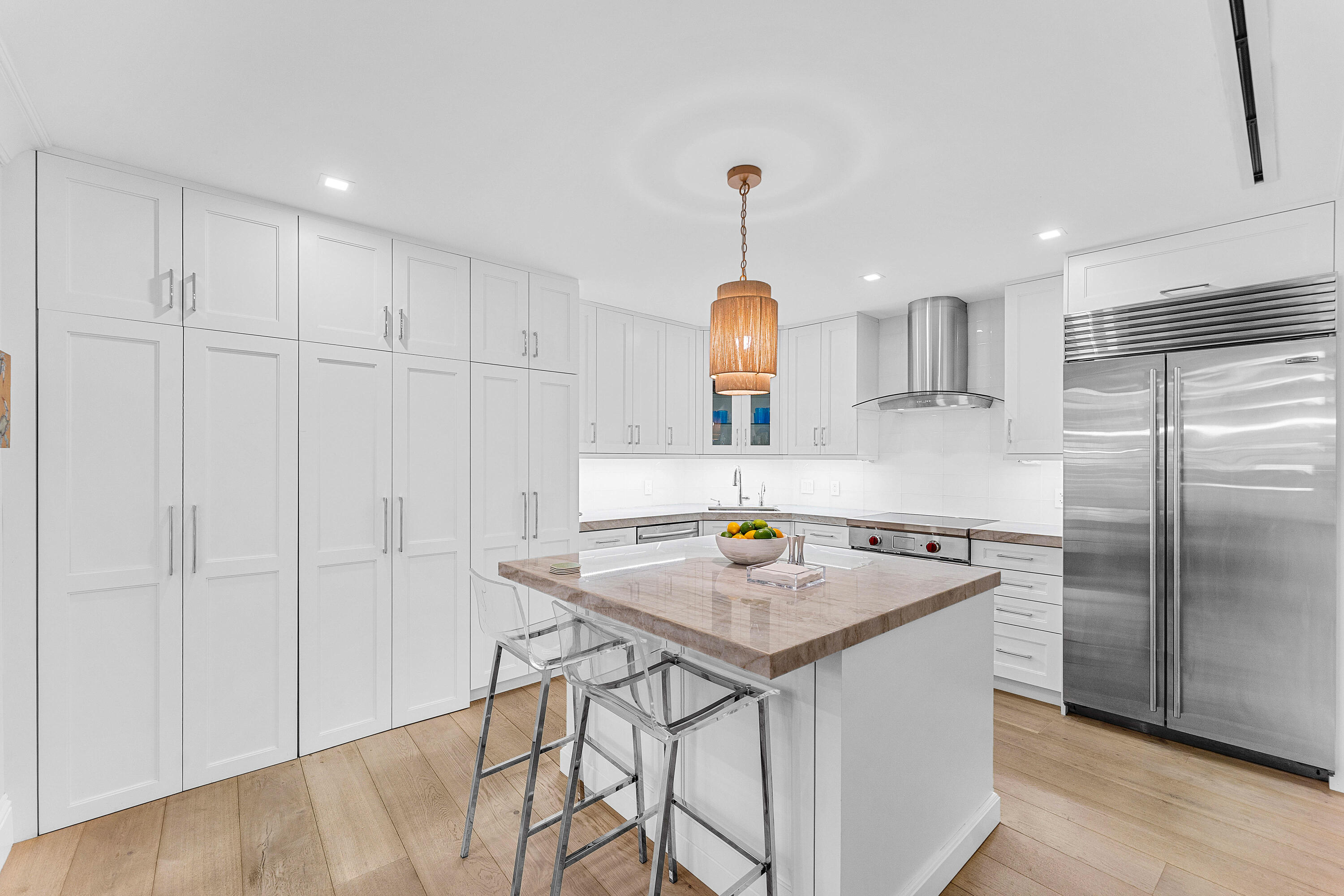 300 S Ocean #2d Palm Beach, FL 33480