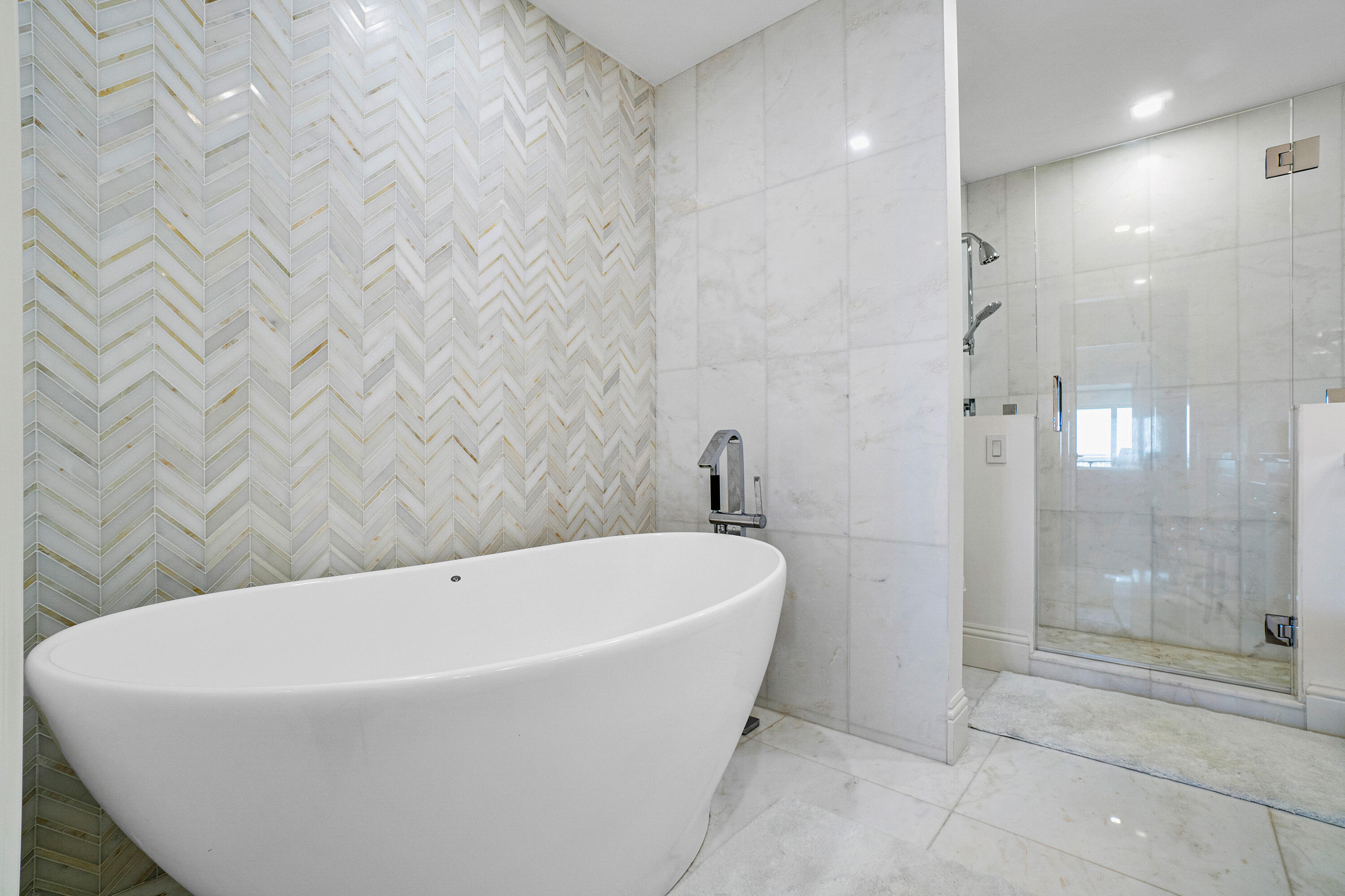 300 S Ocean #2d Palm Beach, FL 33480