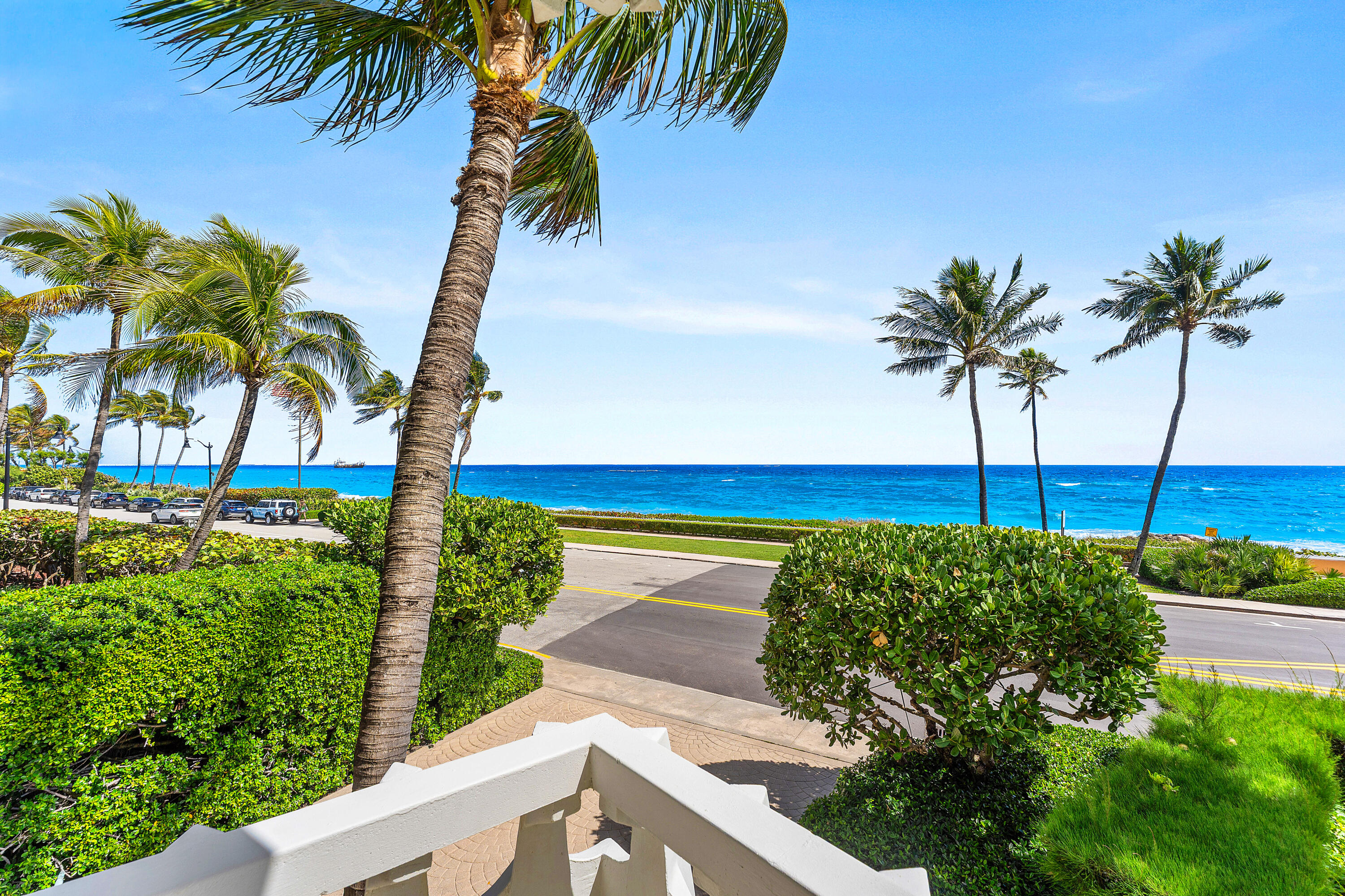 300 S Ocean #2d Palm Beach, FL 33480
