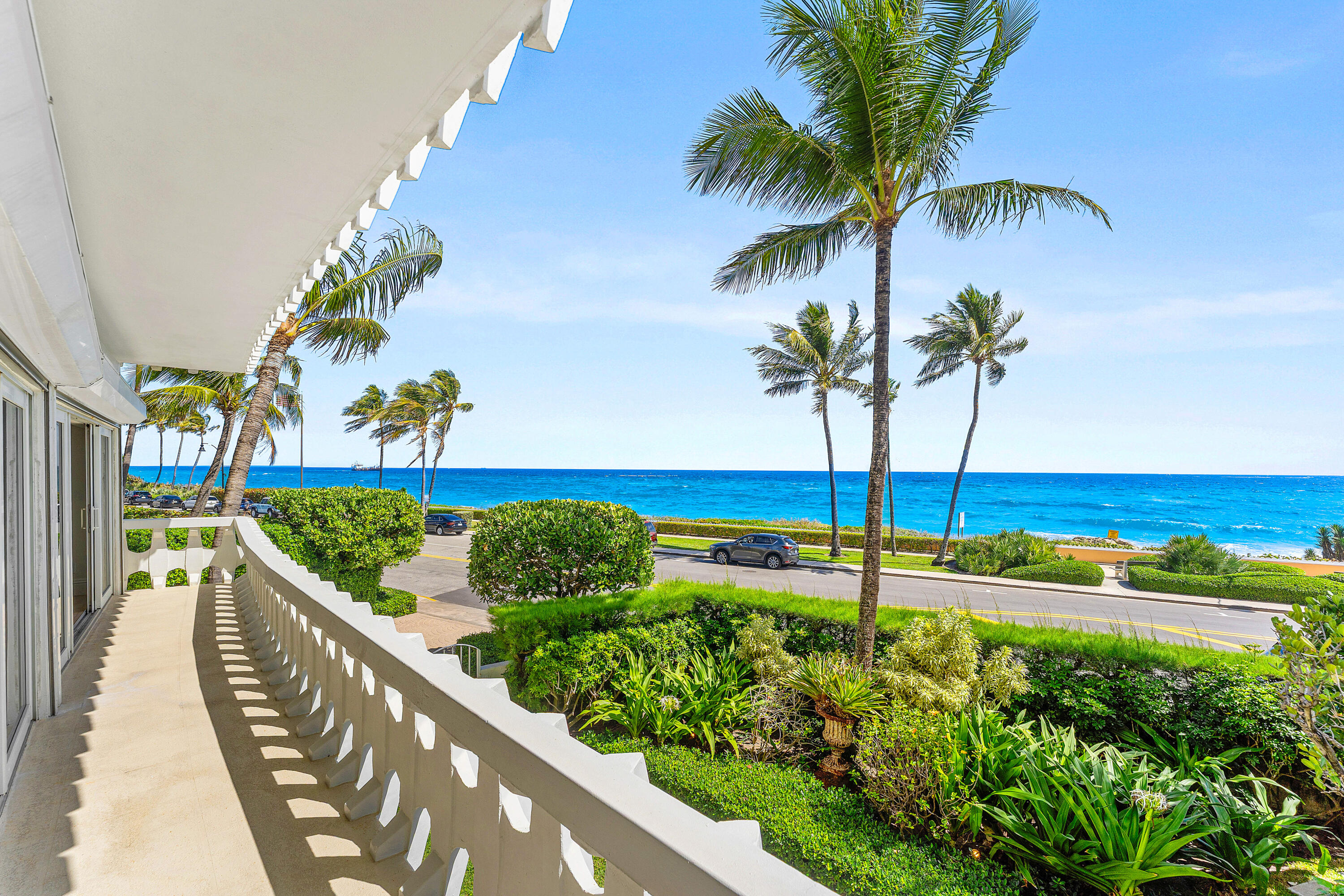 300 S Ocean #2d Palm Beach, FL 33480