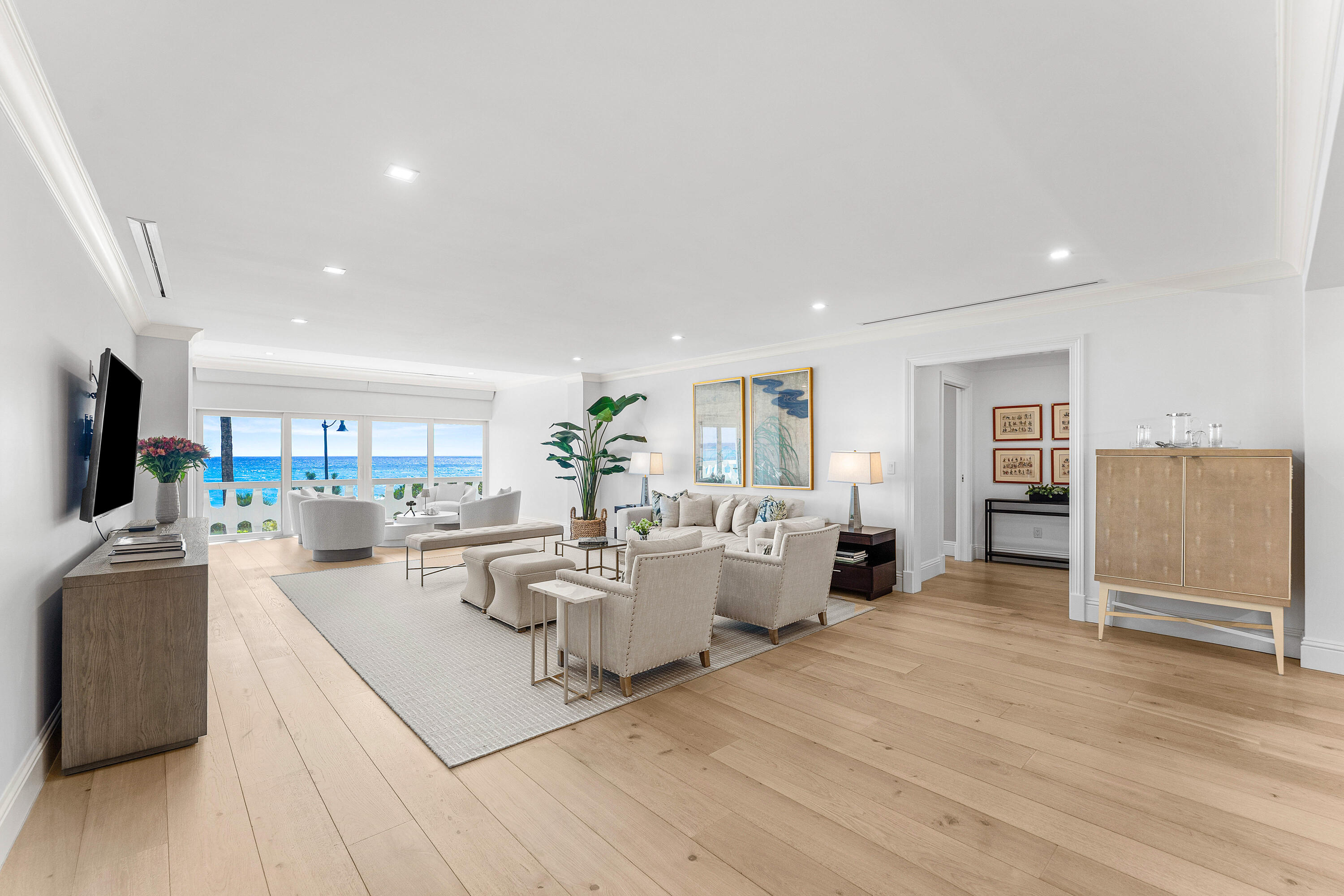 300 S Ocean #2d Palm Beach, FL 33480