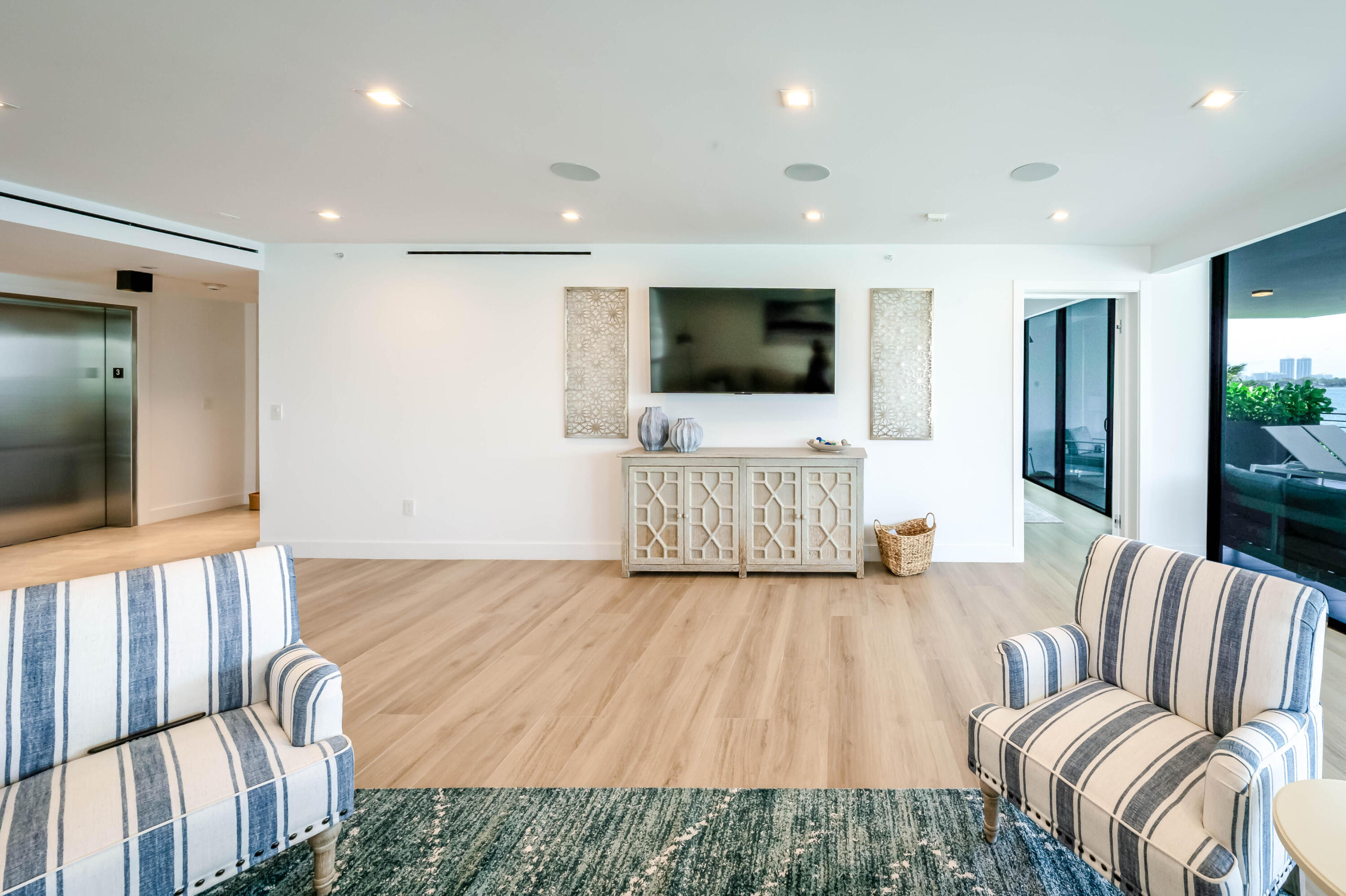 1930 Bay Miami Beach, FL 33141