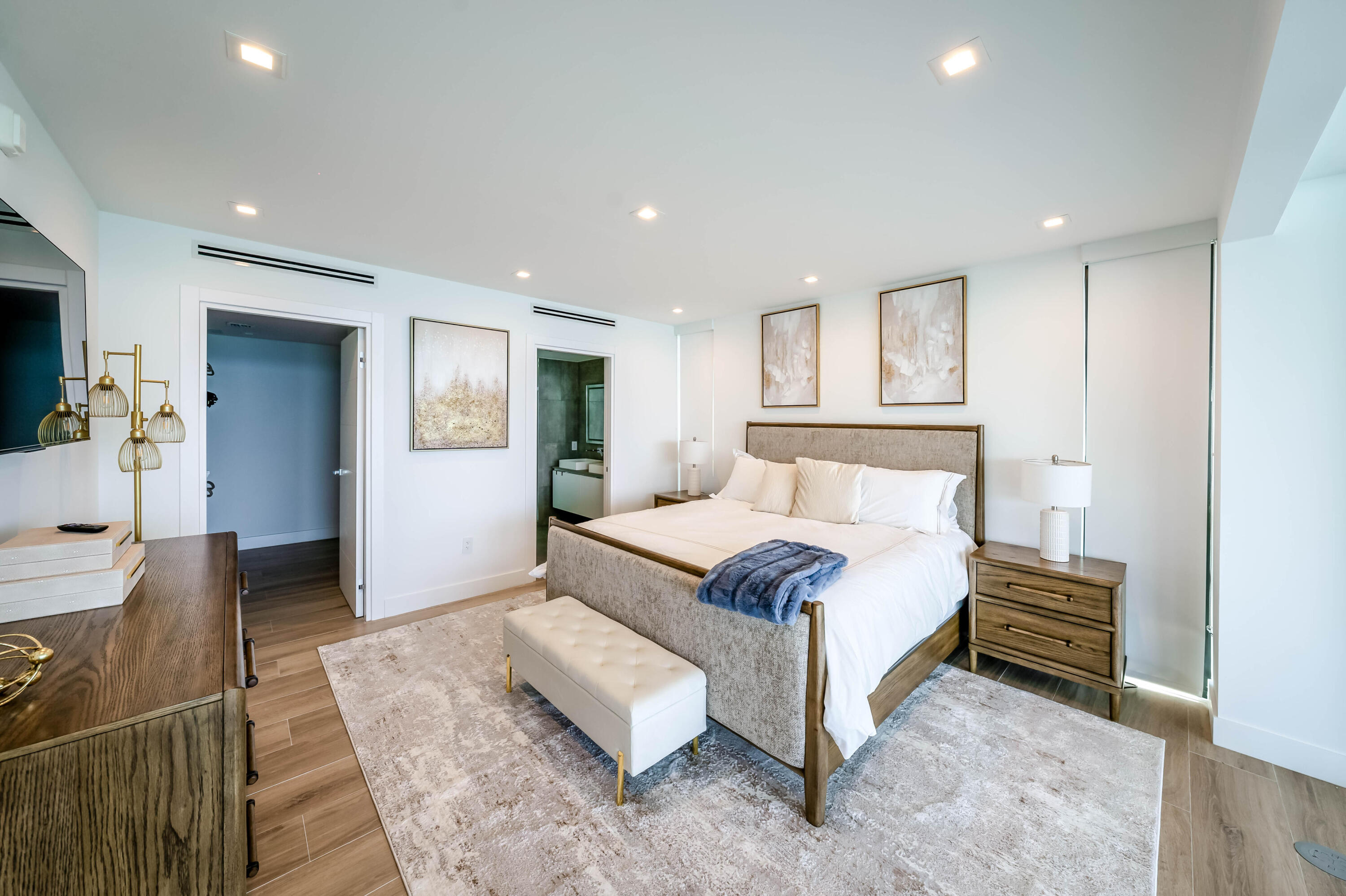 1930 Bay Miami Beach, FL 33141