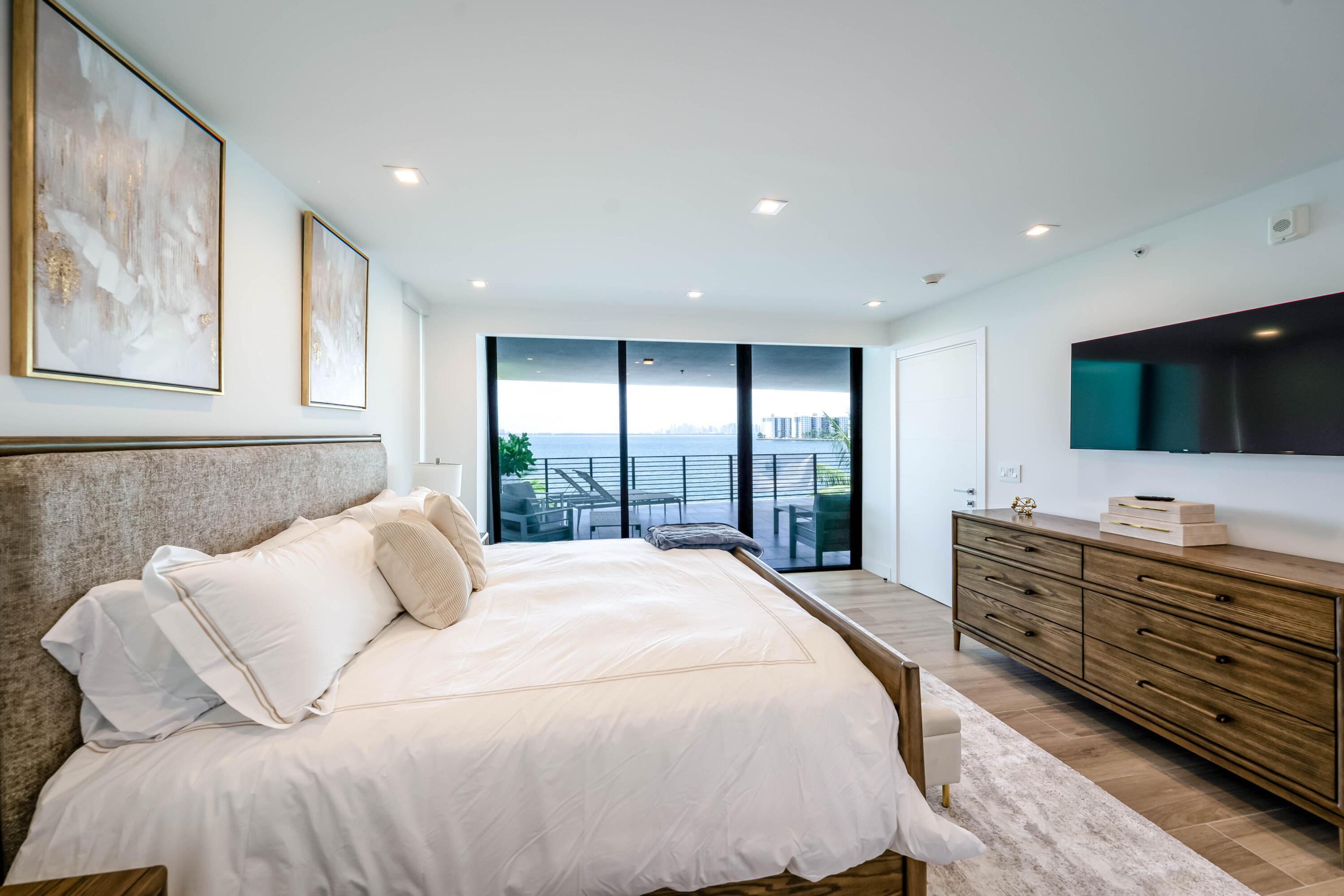 1930 Bay Miami Beach, FL 33141