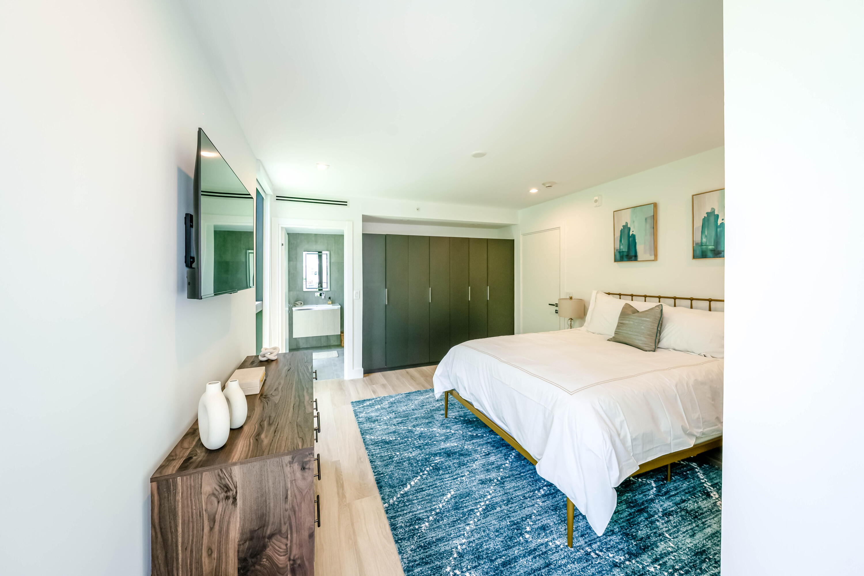 1930 Bay Miami Beach, FL 33141