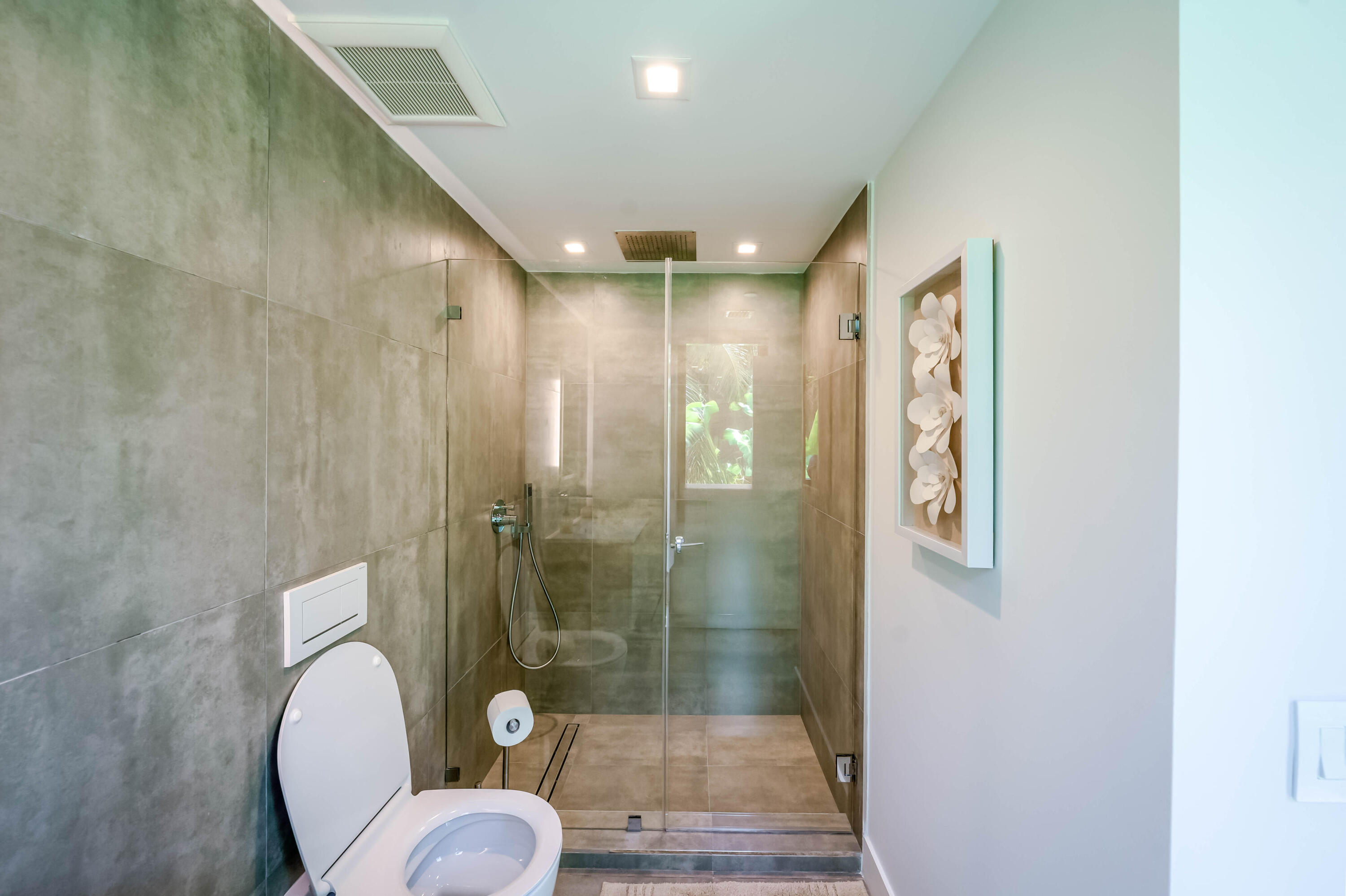 1930 Bay Miami Beach, FL 33141