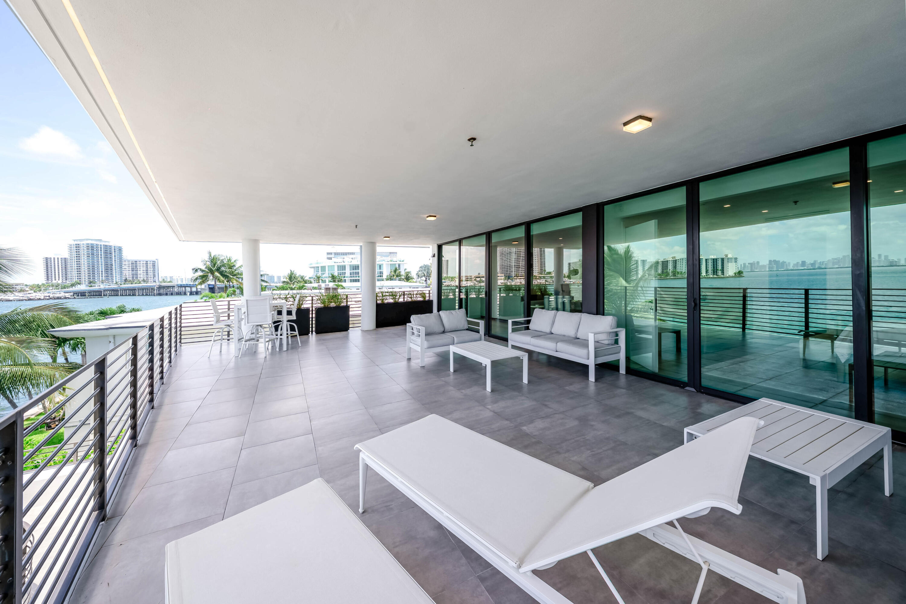 1930 Bay Miami Beach, FL 33141