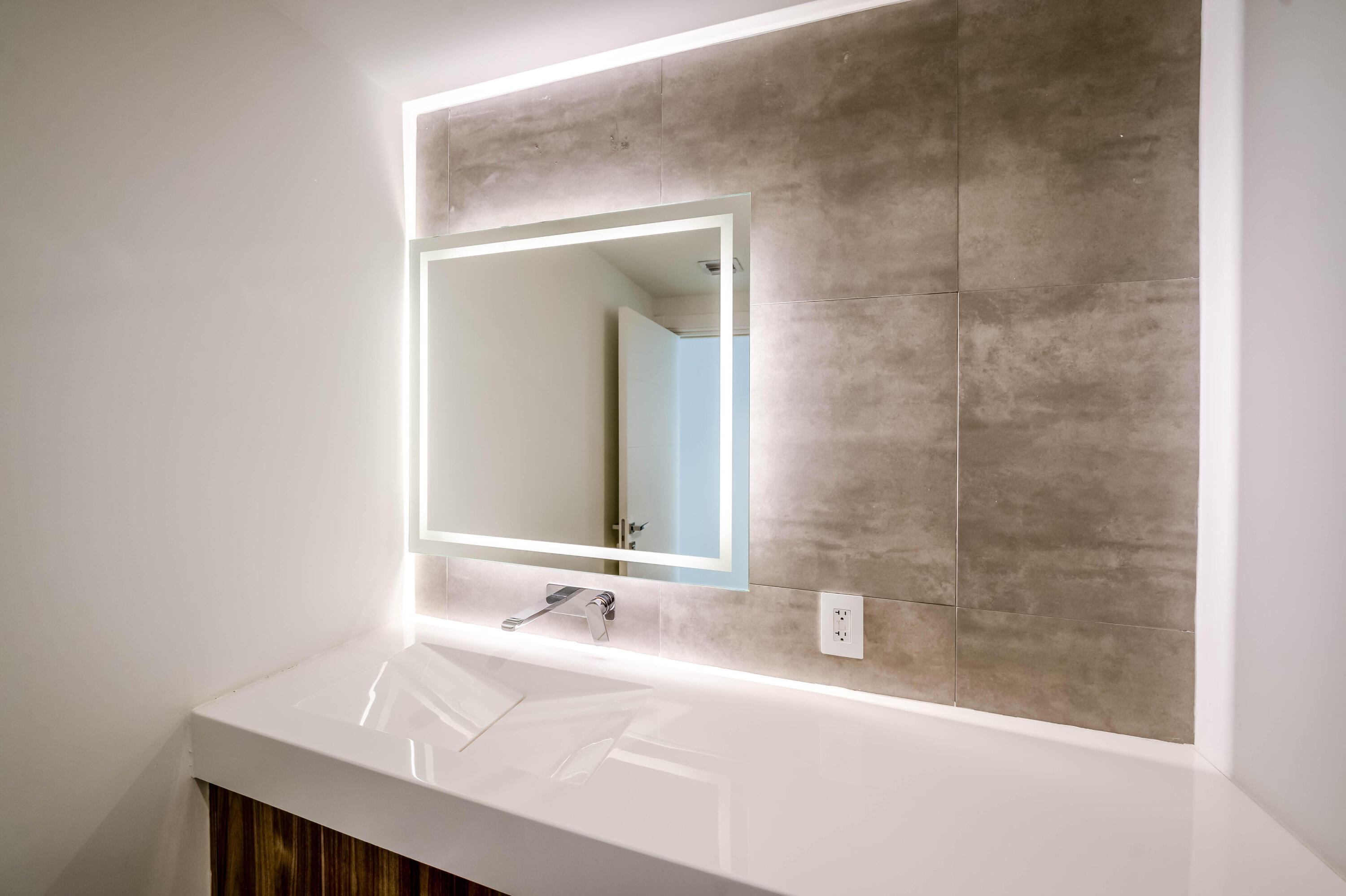 1930 Bay Miami Beach, FL 33141