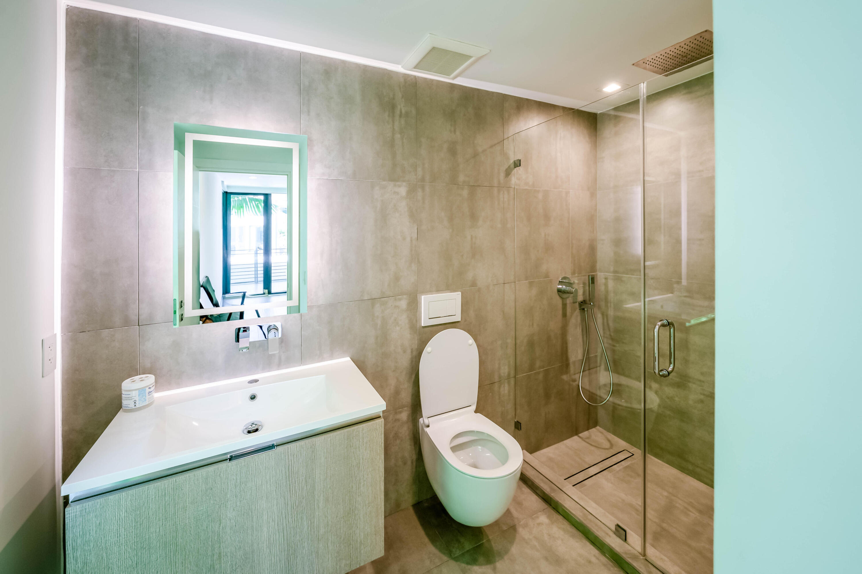 1930 Bay Miami Beach, FL 33141