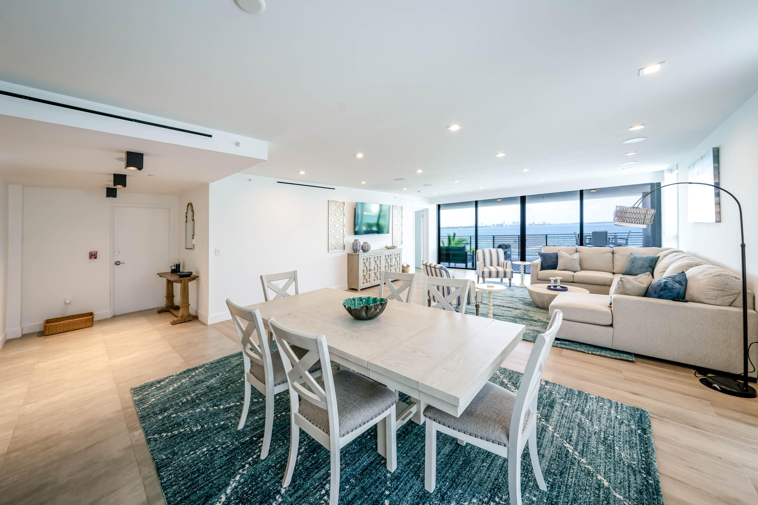 1930 Bay Miami Beach, FL 33141