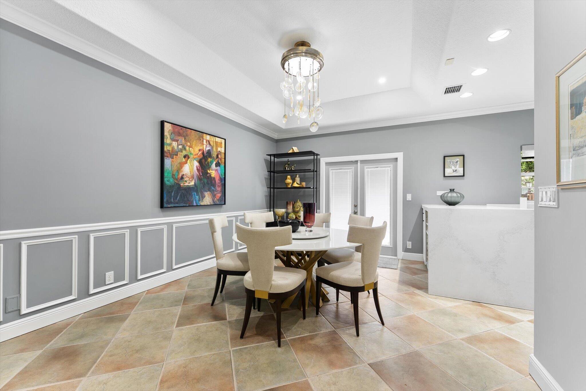 352 NE 7th Fort Lauderdale, FL 33301