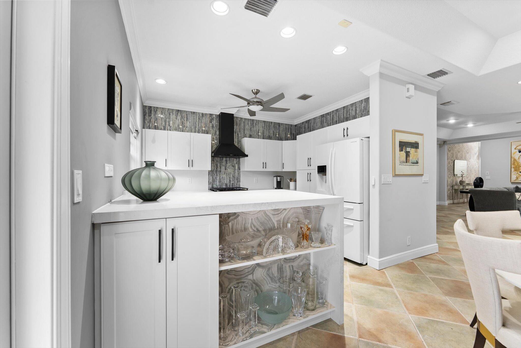 352 NE 7th Fort Lauderdale, FL 33301