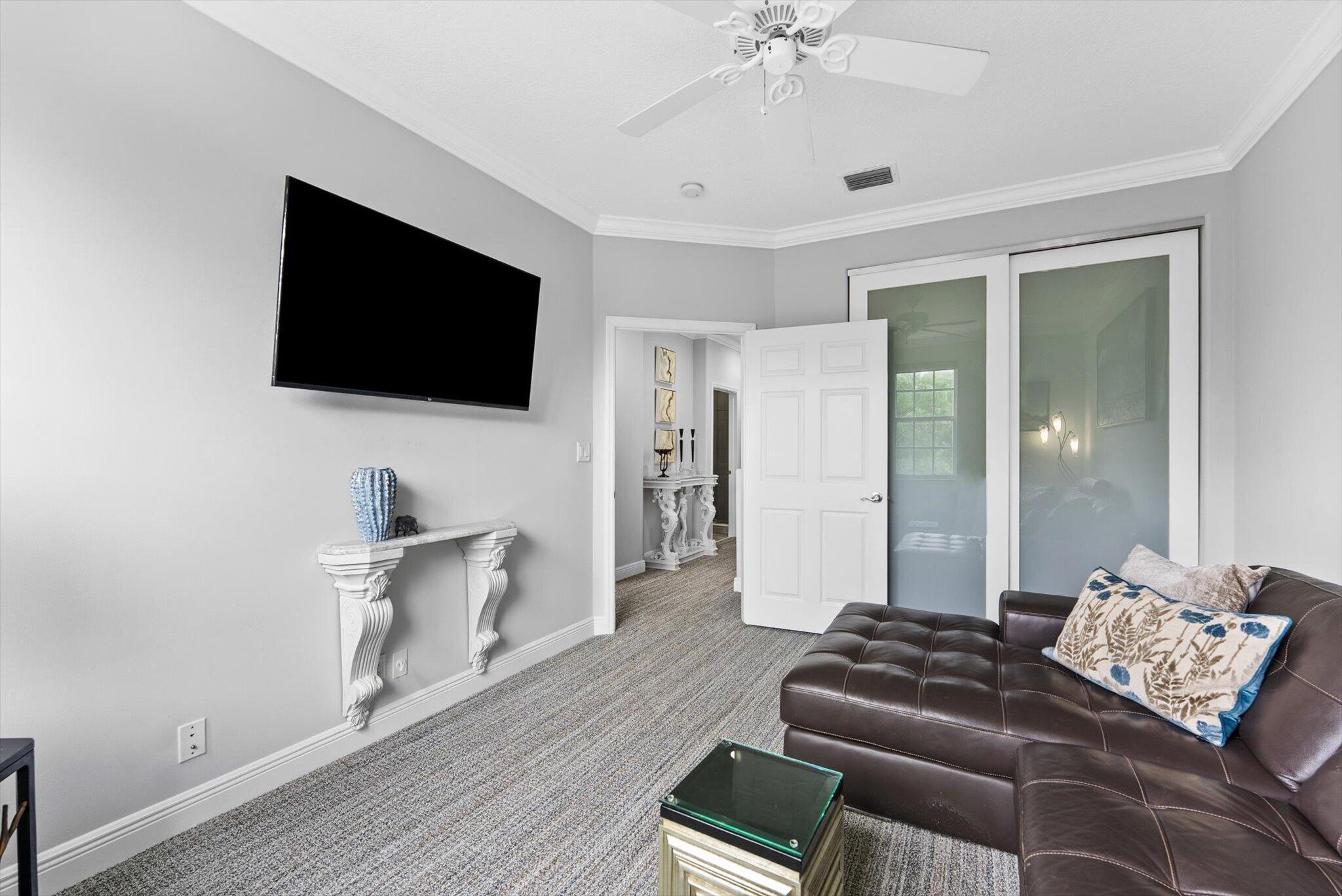 352 NE 7th Fort Lauderdale, FL 33301