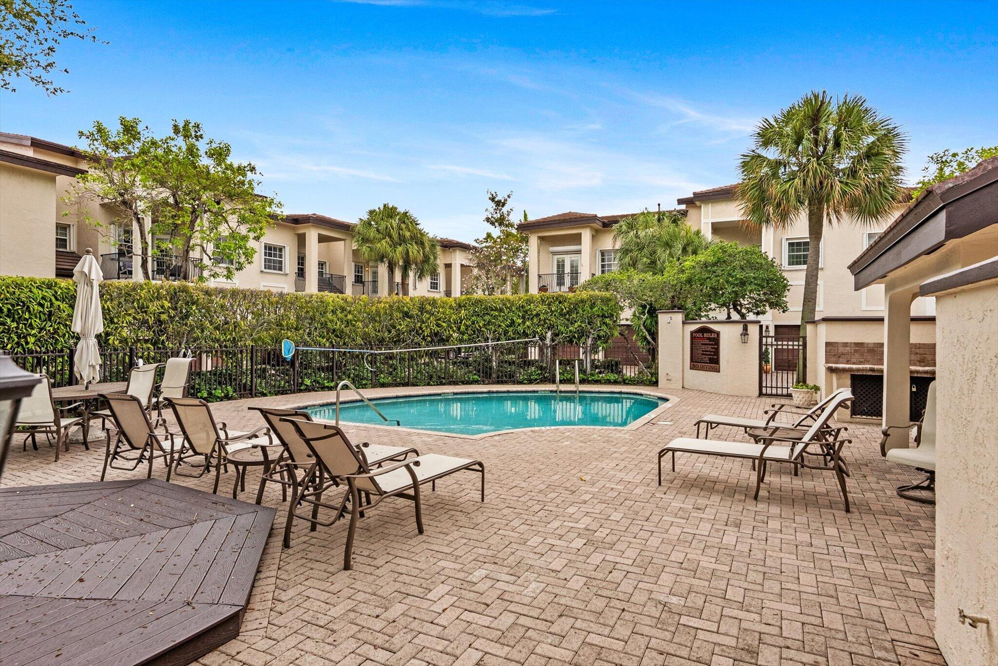 352 NE 7th Fort Lauderdale, FL 33301