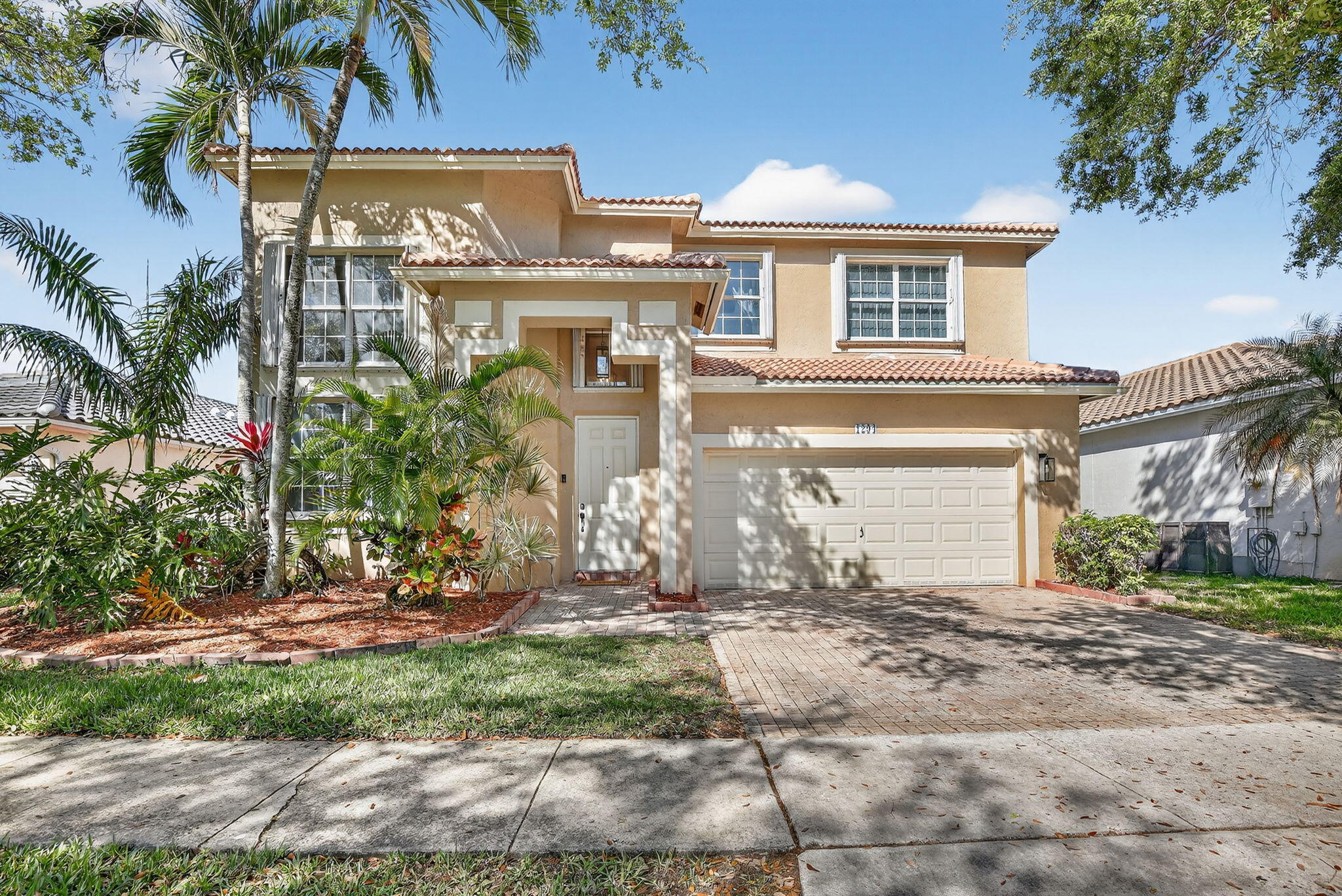1294 NW 168th