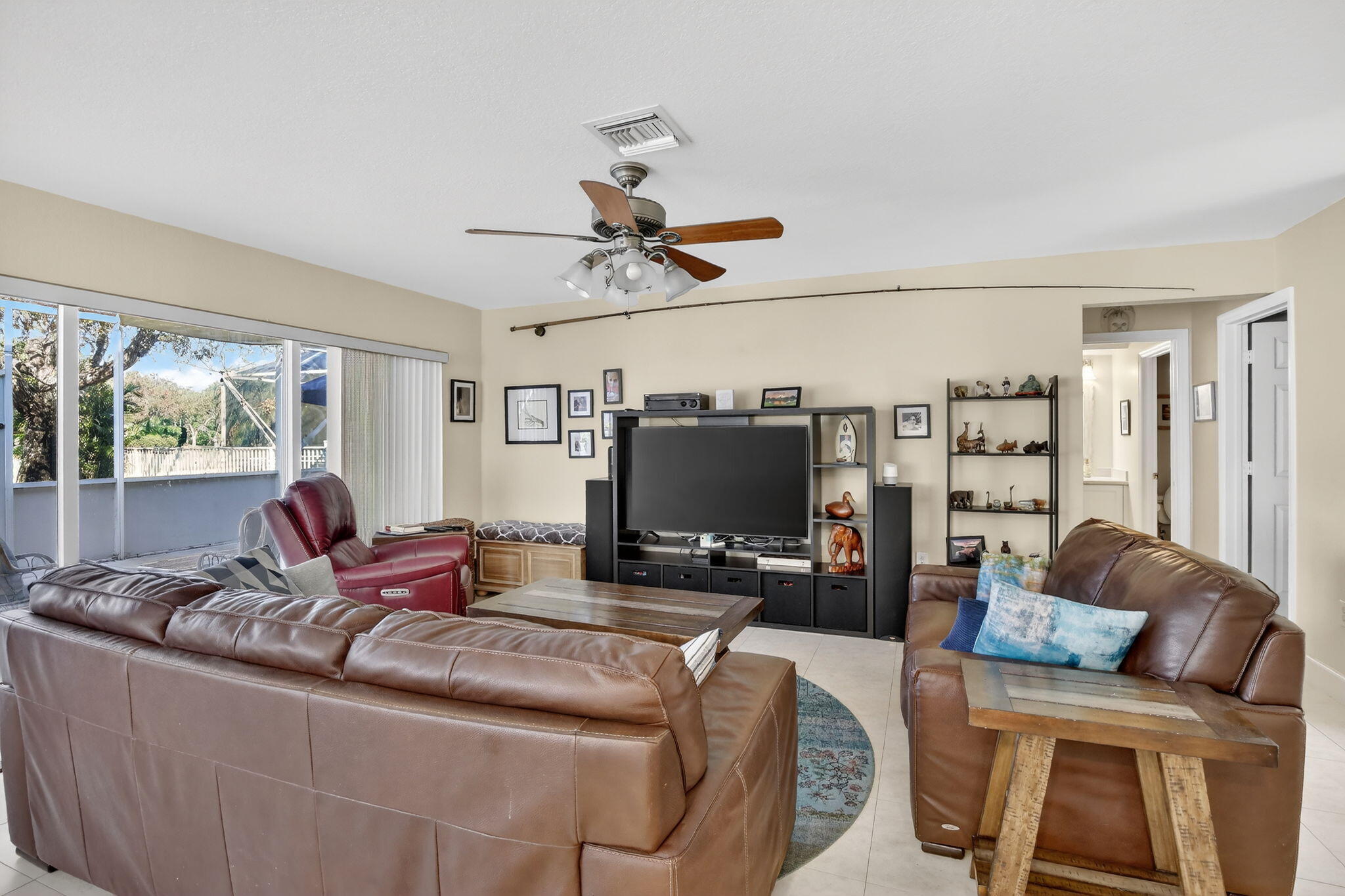 1294 NW 168th Pembroke Pines, FL 33028