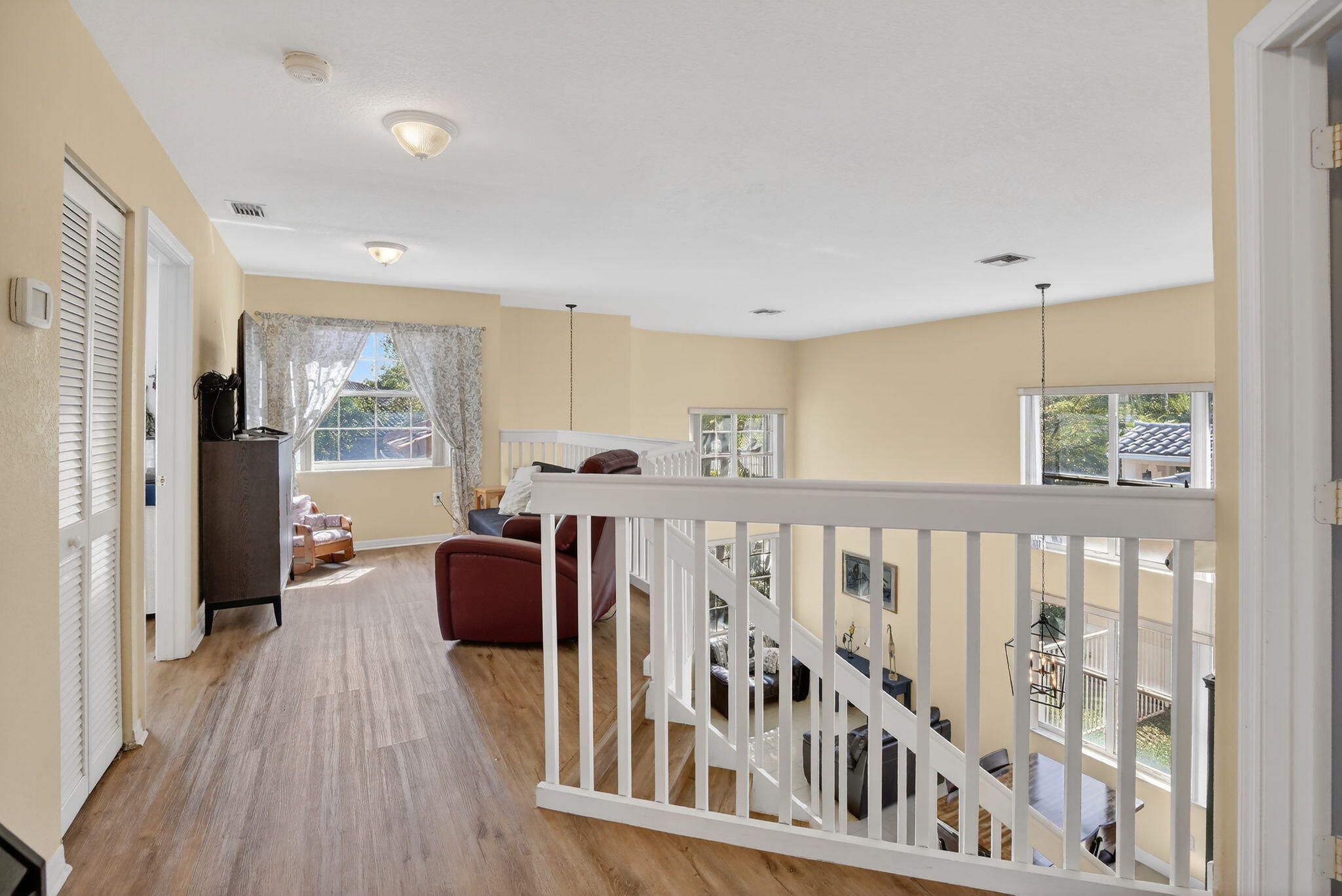 1294 NW 168th Pembroke Pines, FL 33028