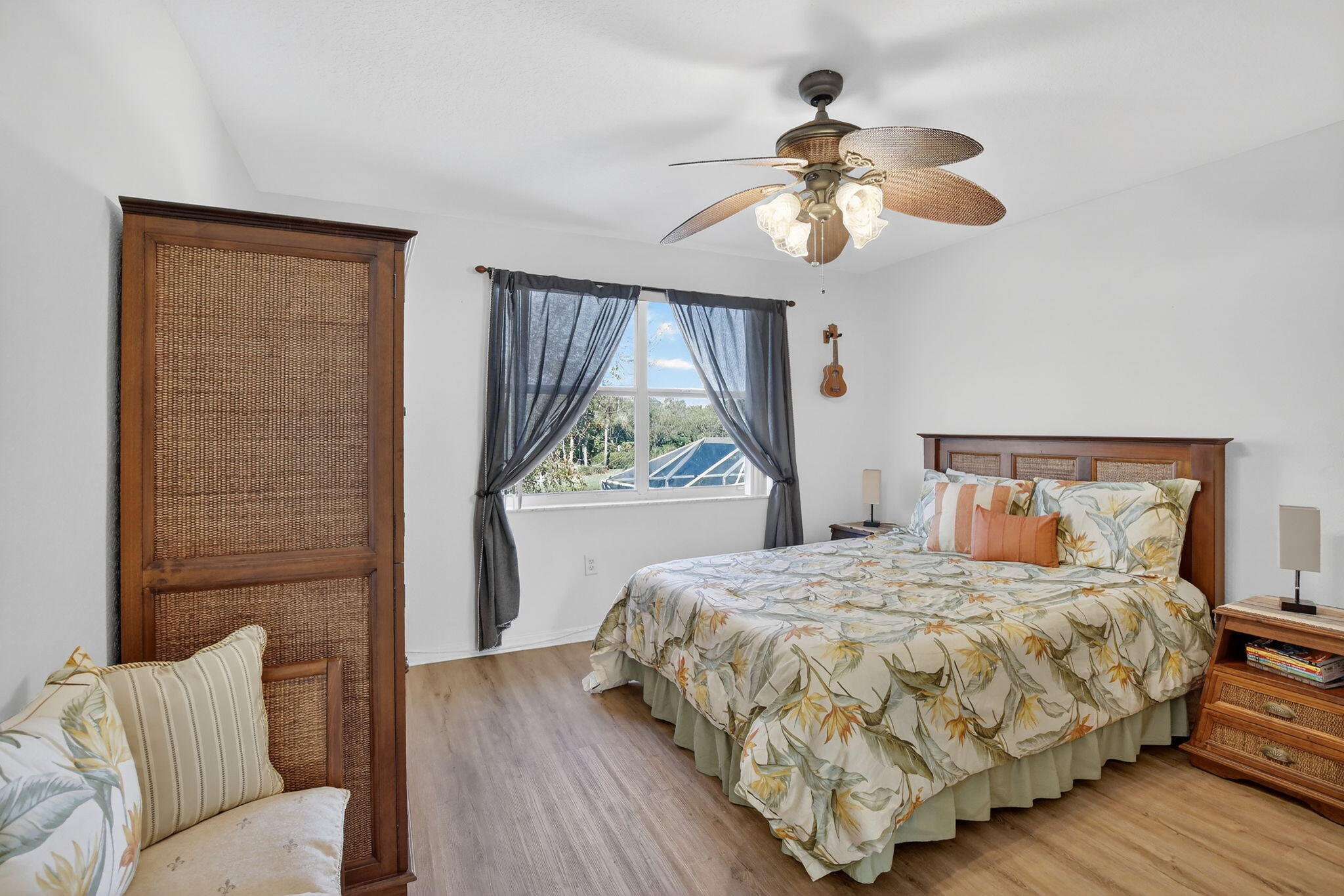 1294 NW 168th Pembroke Pines, FL 33028