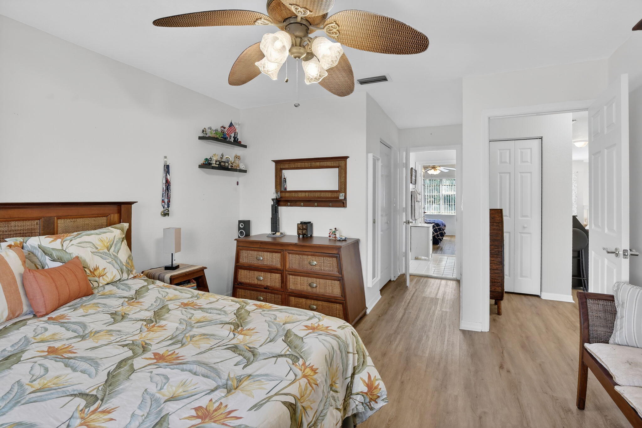 1294 NW 168th Pembroke Pines, FL 33028