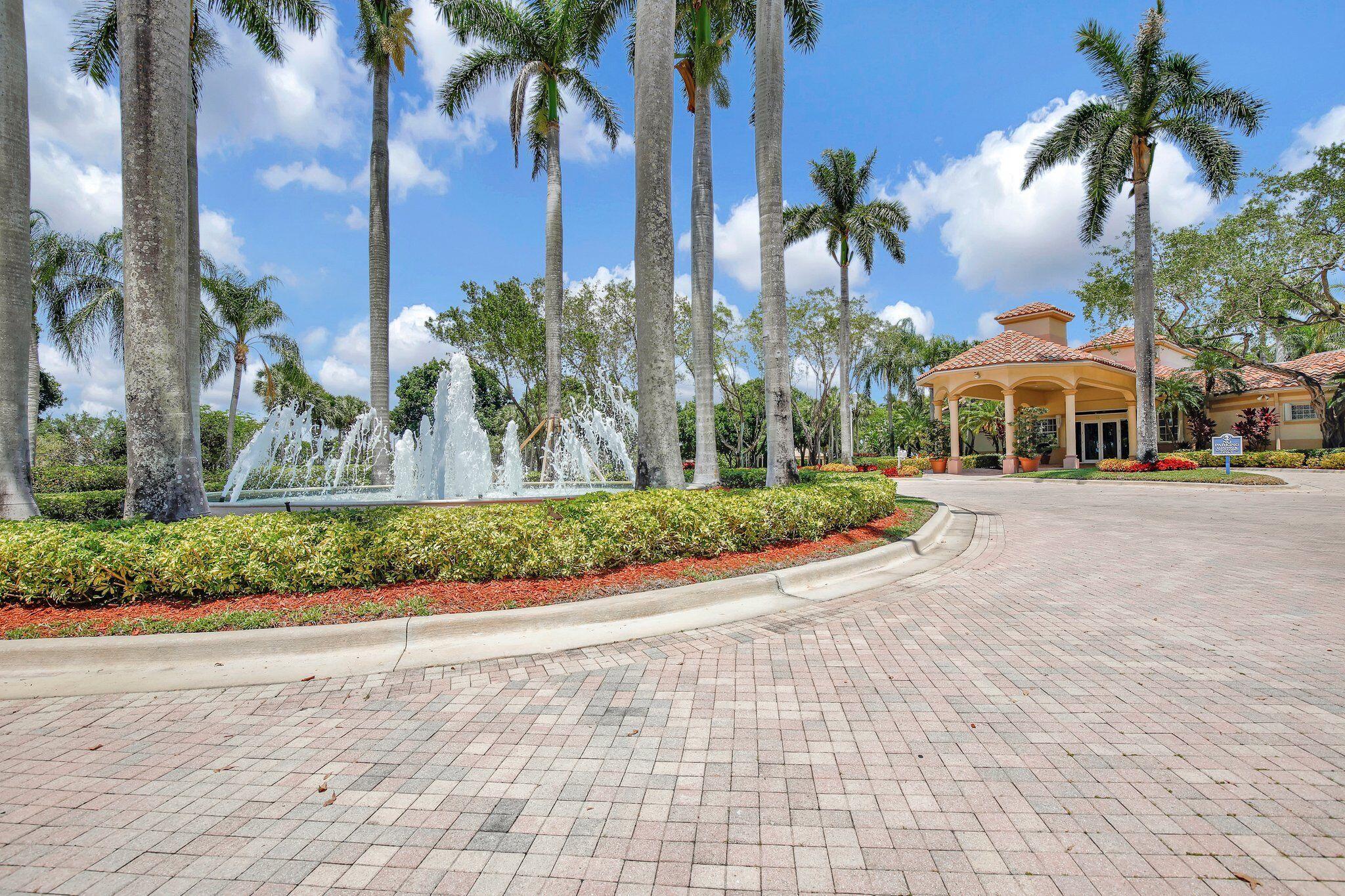 1294 NW 168th Pembroke Pines, FL 33028