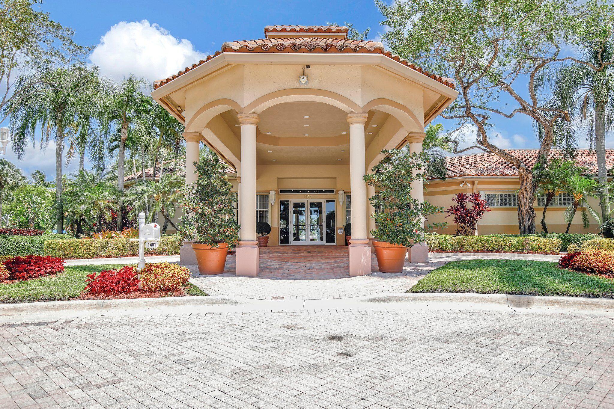 1294 NW 168th Pembroke Pines, FL 33028