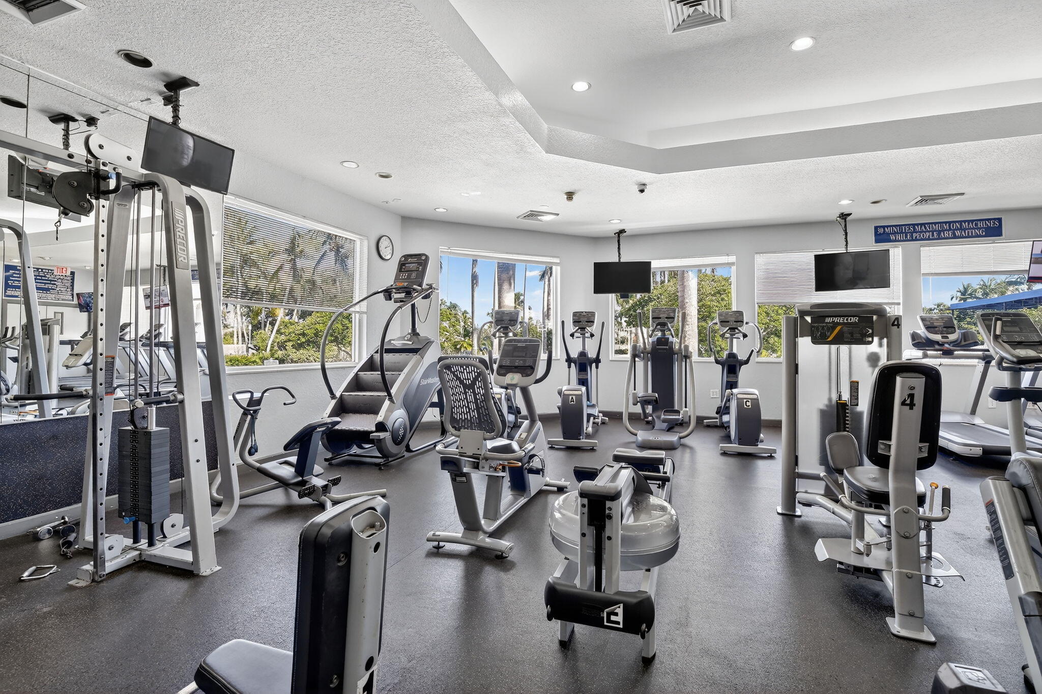 1294 NW 168th Pembroke Pines, FL 33028