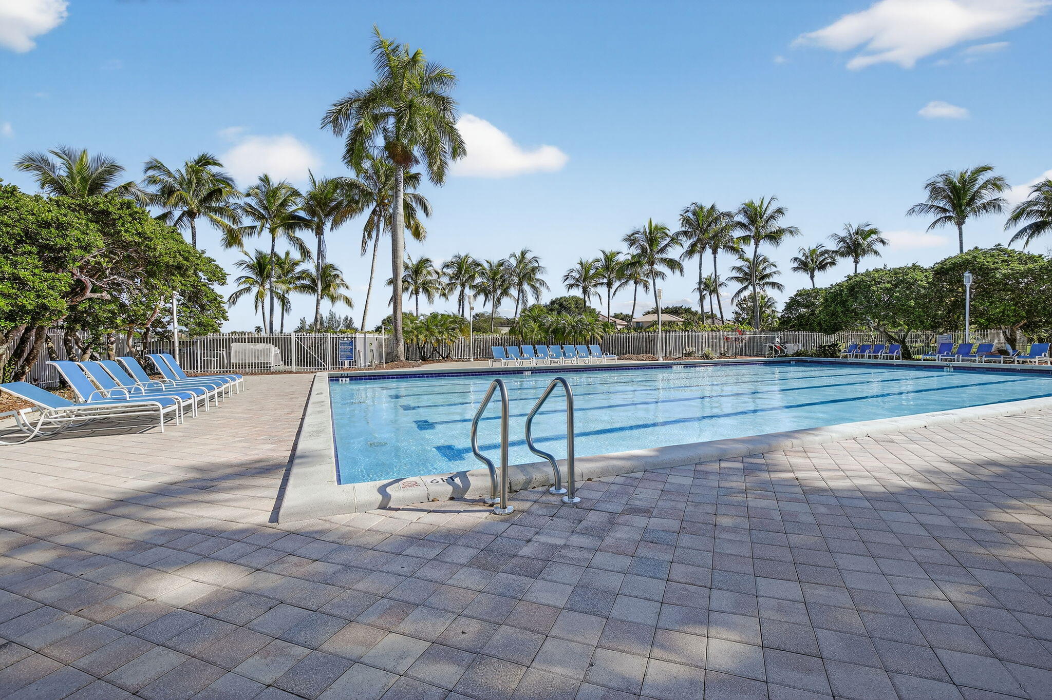 1294 NW 168th Pembroke Pines, FL 33028