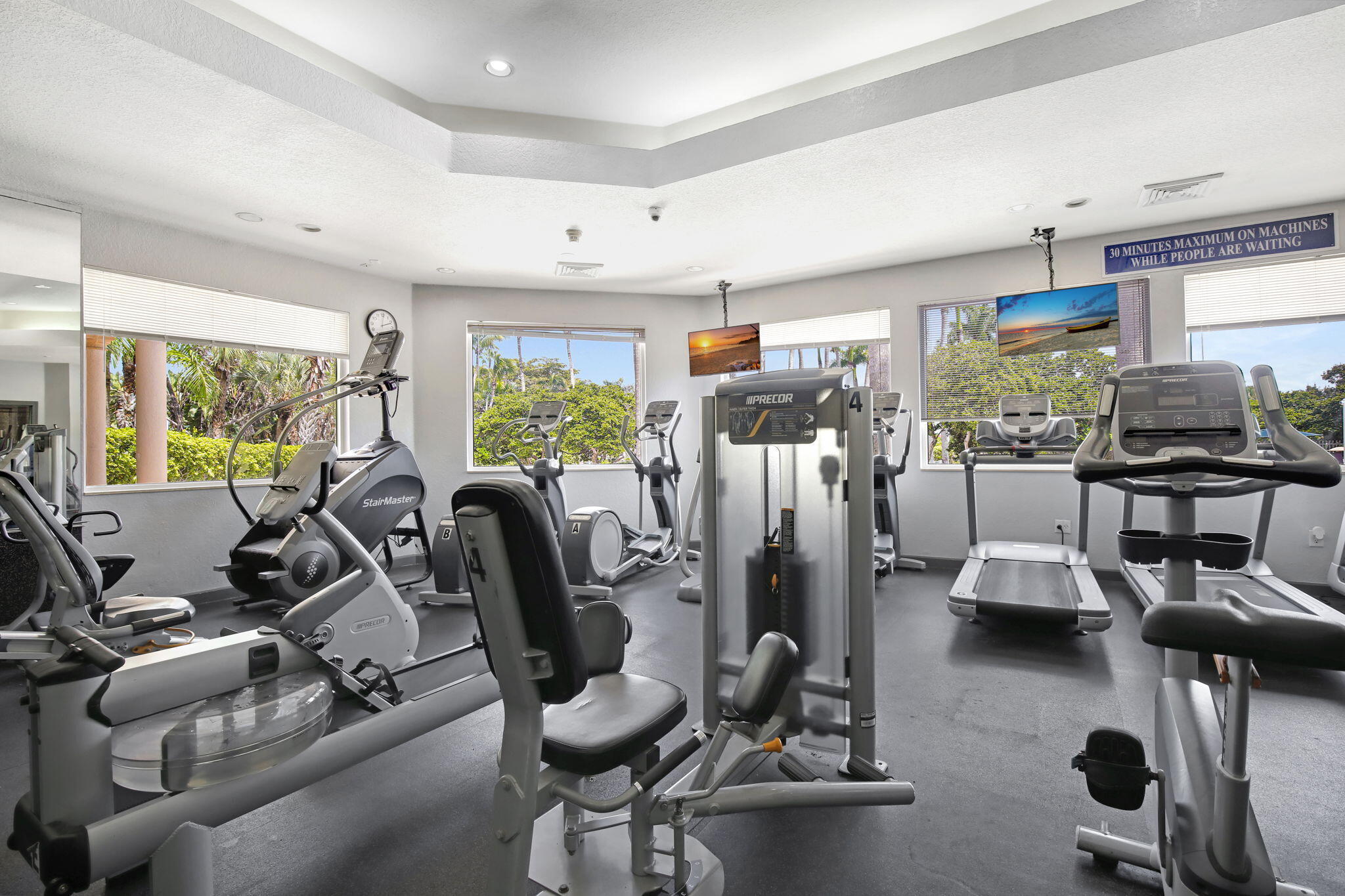 1294 NW 168th Pembroke Pines, FL 33028