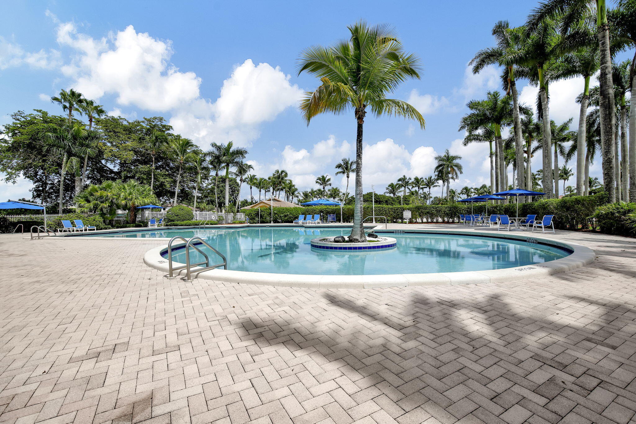 1294 NW 168th Pembroke Pines, FL 33028