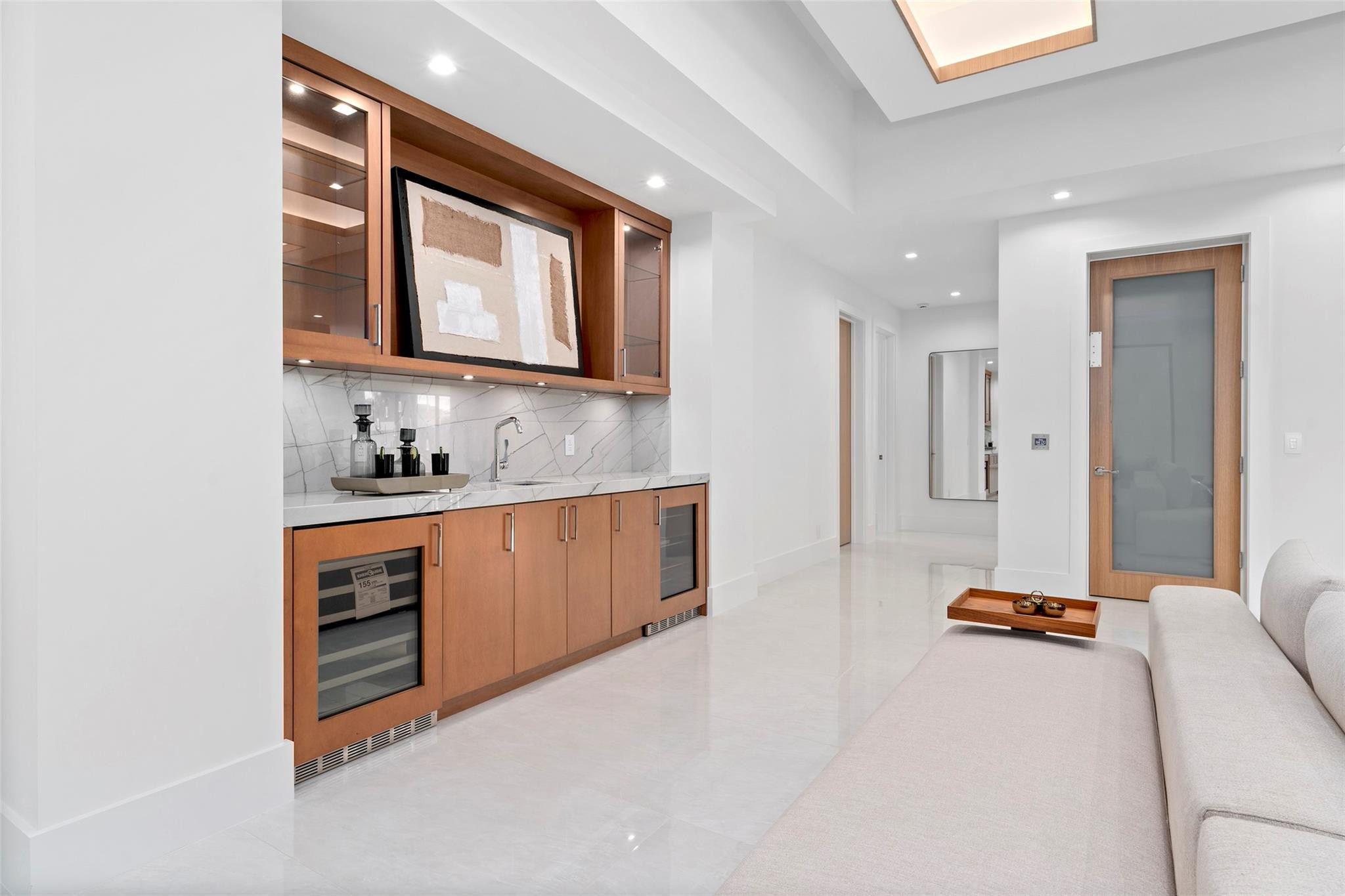 24 Fiesta Fort Lauderdale, FL 33301