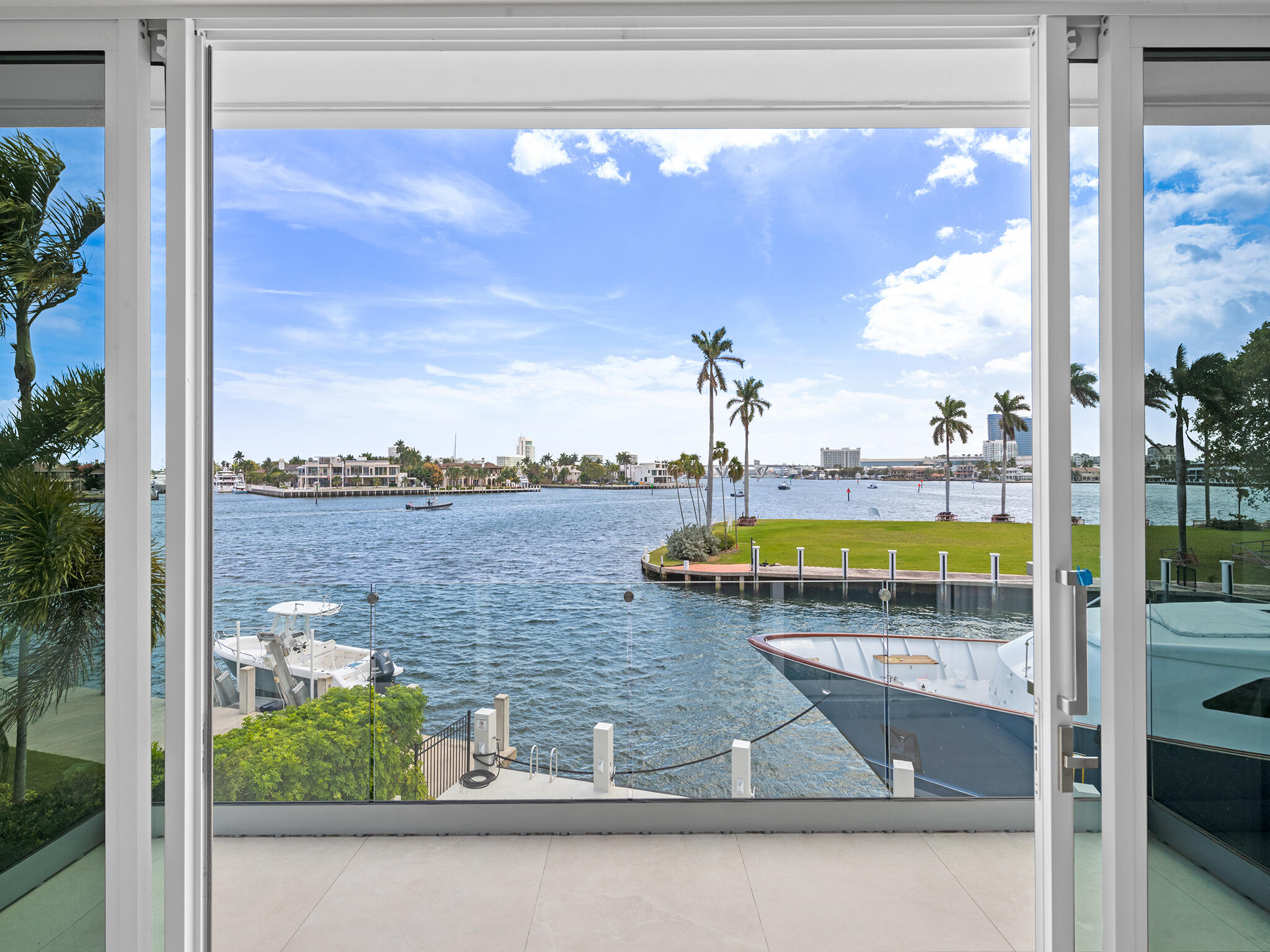 1822 SE 9th Fort Lauderdale, FL 33316