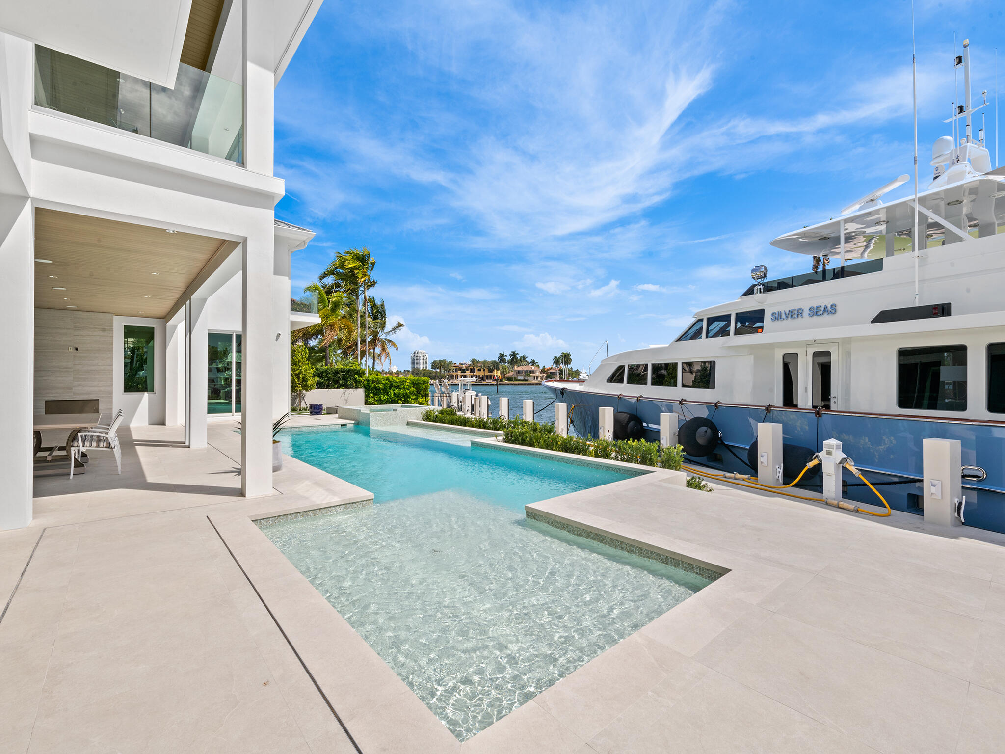 1822 SE 9th Fort Lauderdale, FL 33316