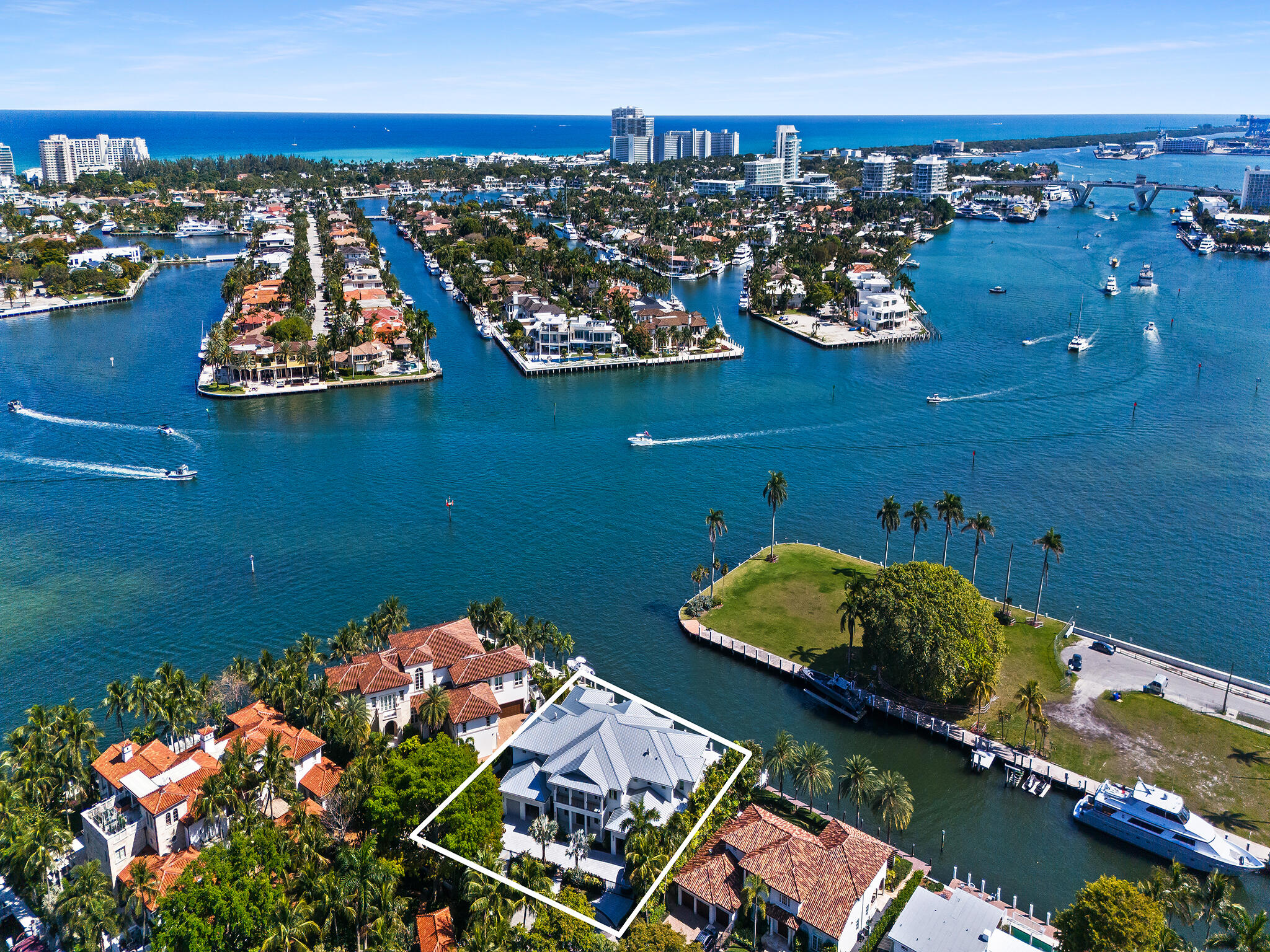 1822 SE 9th Fort Lauderdale, FL 33316