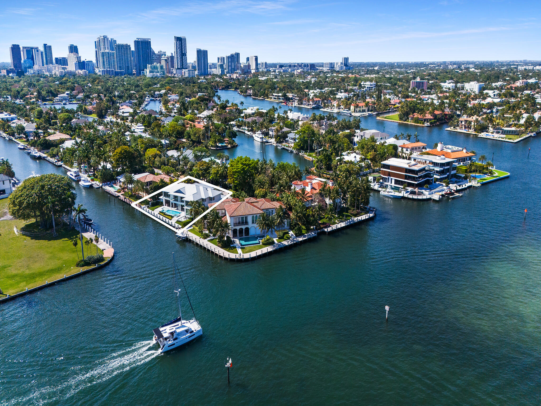 1822 SE 9th Fort Lauderdale, FL 33316