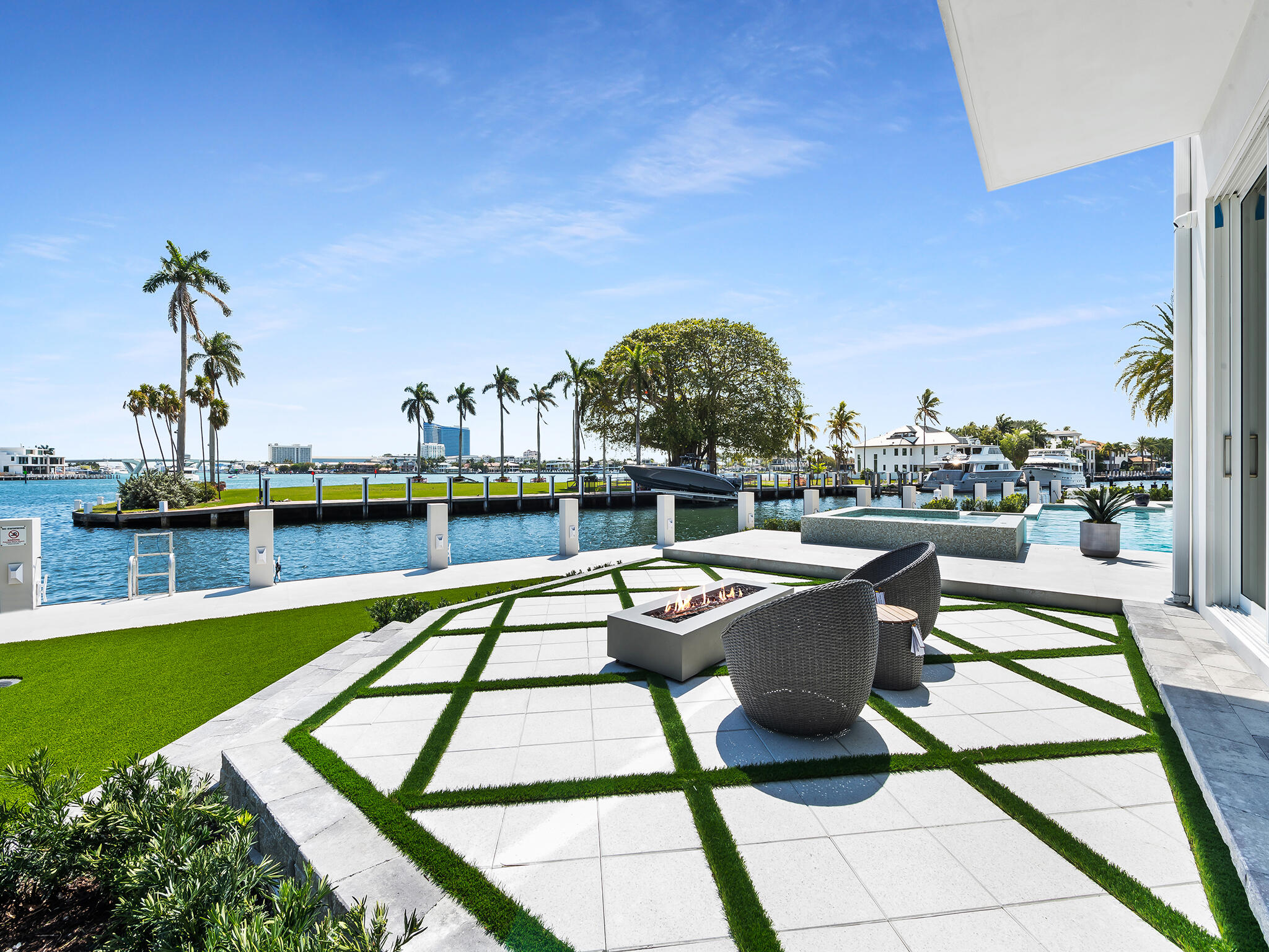 1822 SE 9th Fort Lauderdale, FL 33316