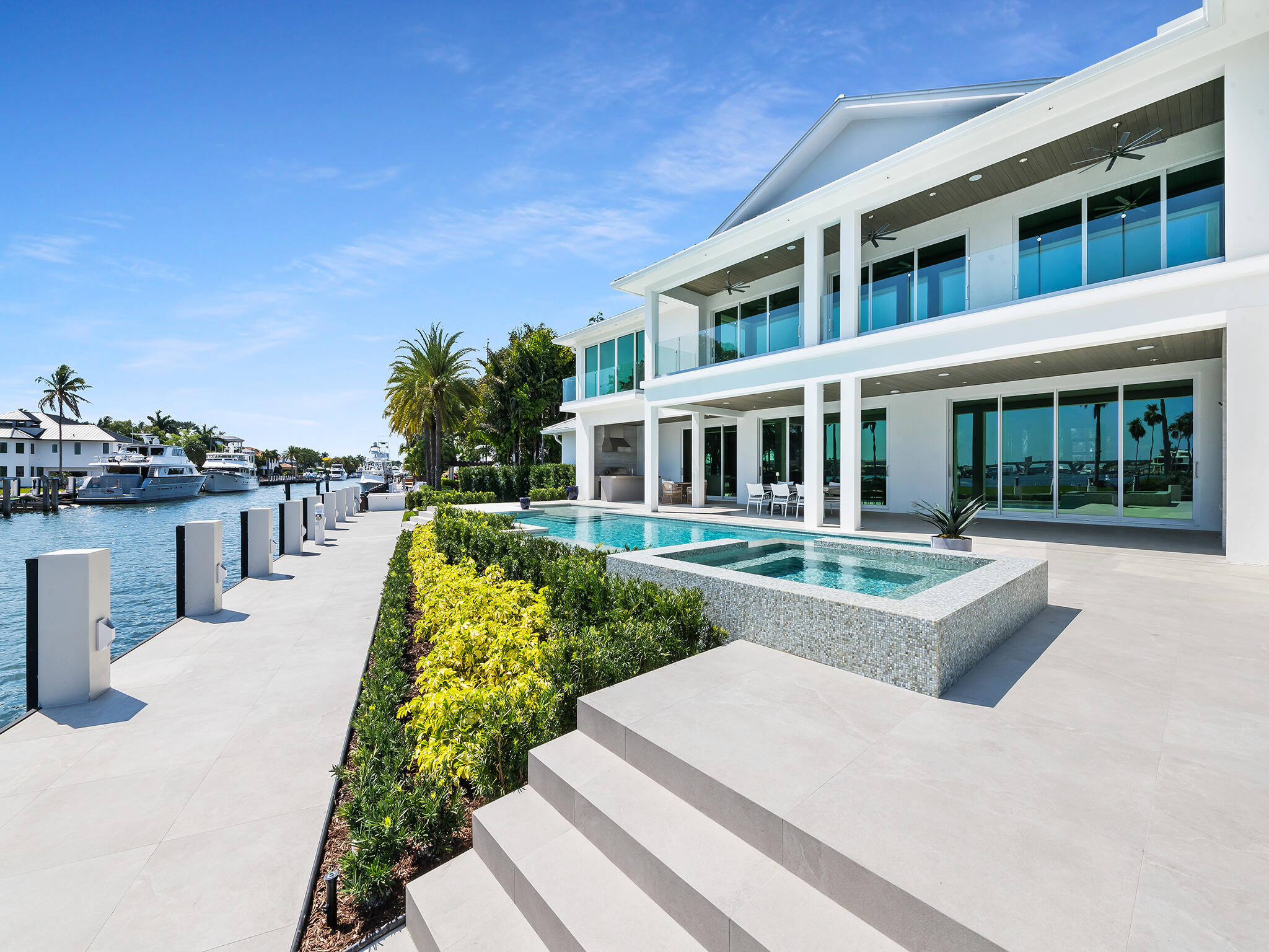 1822 SE 9th Fort Lauderdale, FL 33316