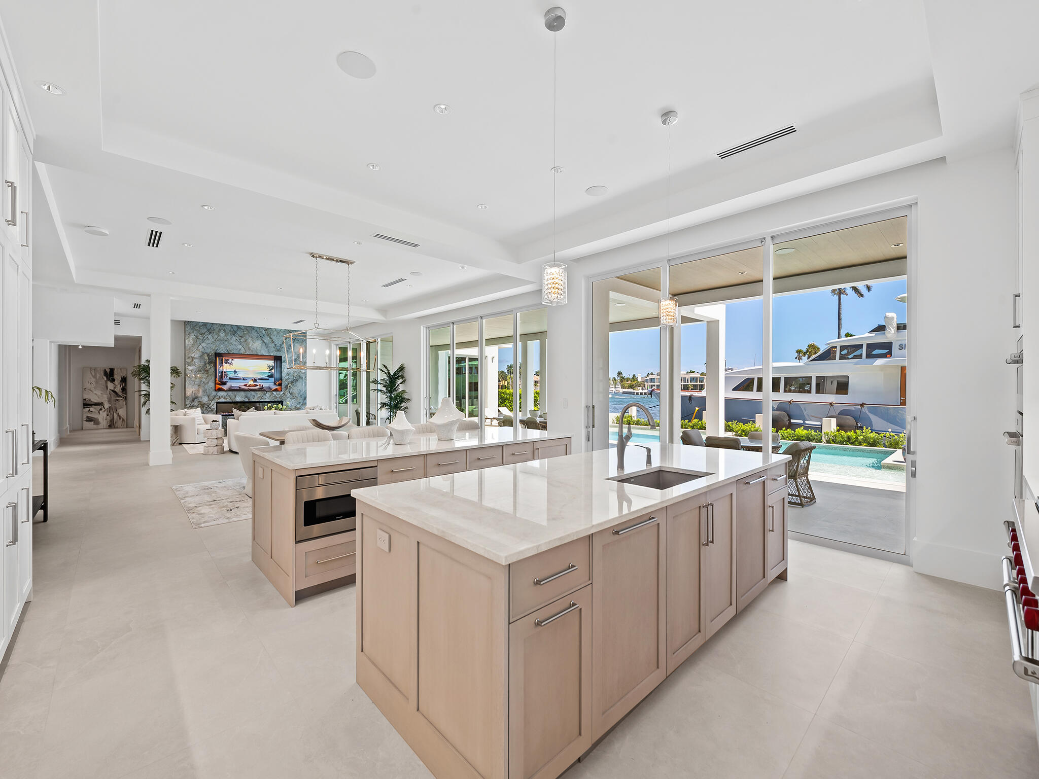 1822 SE 9th Fort Lauderdale, FL 33316