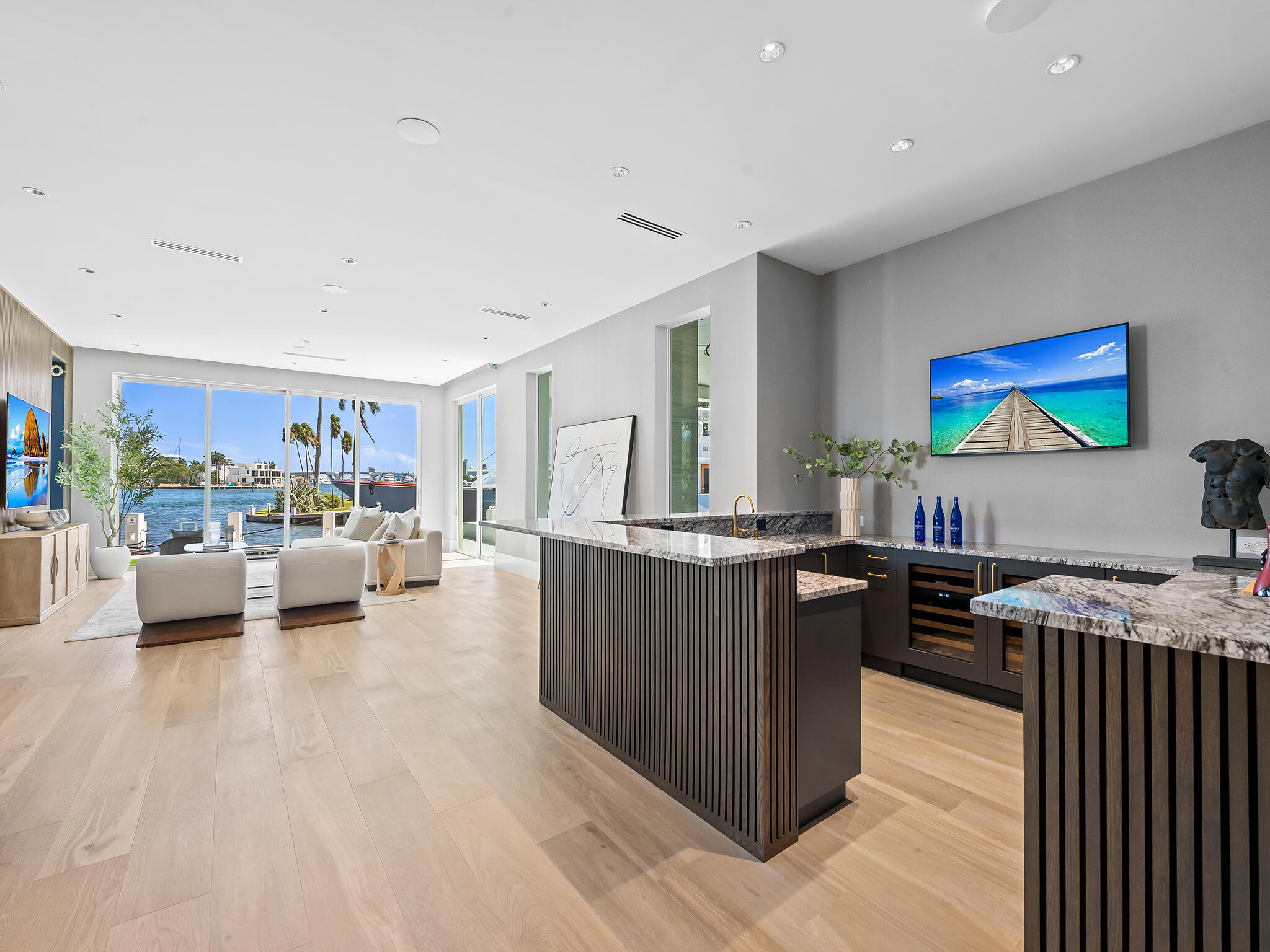 1822 SE 9th Fort Lauderdale, FL 33316