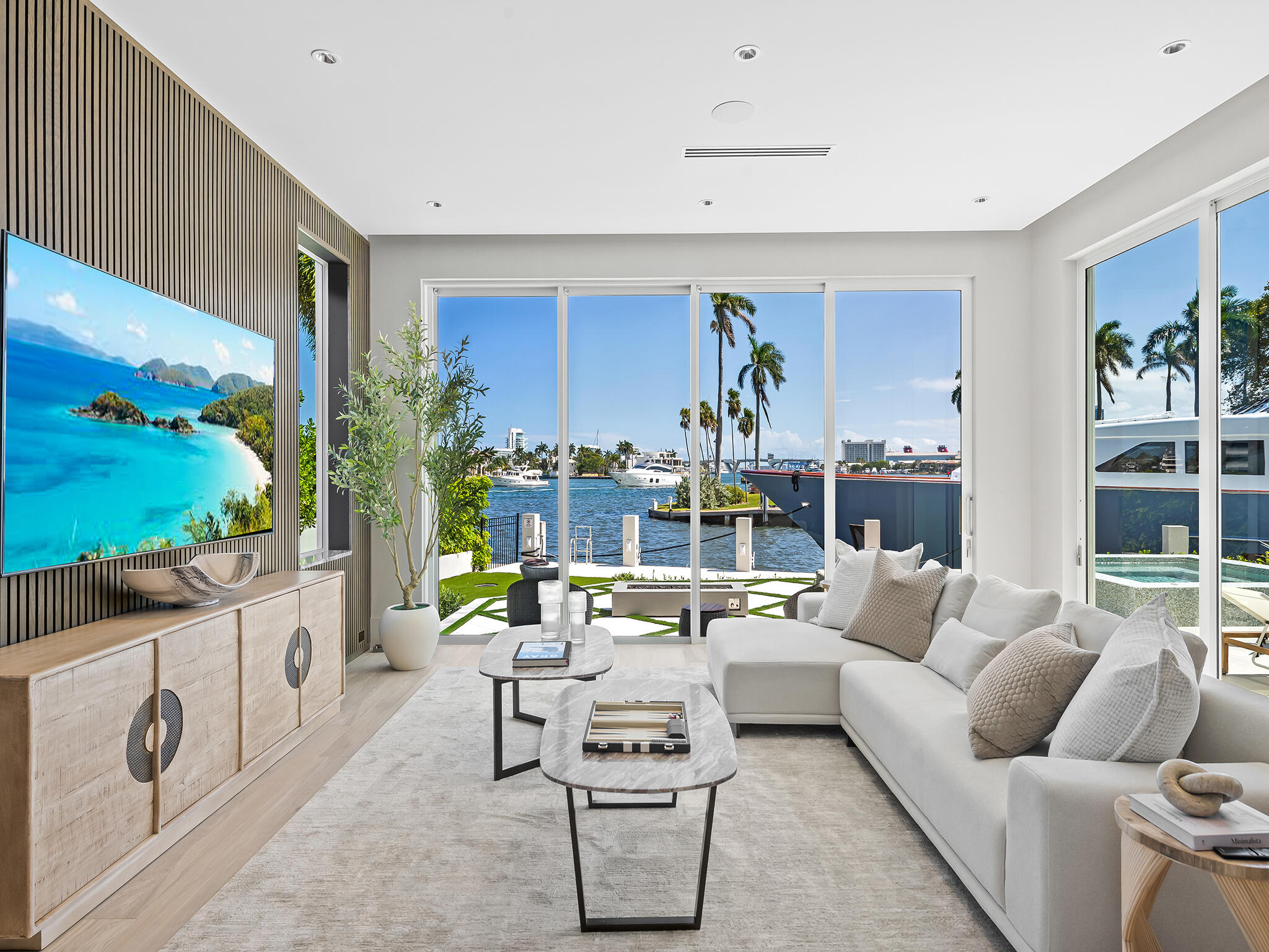 1822 SE 9th Fort Lauderdale, FL 33316