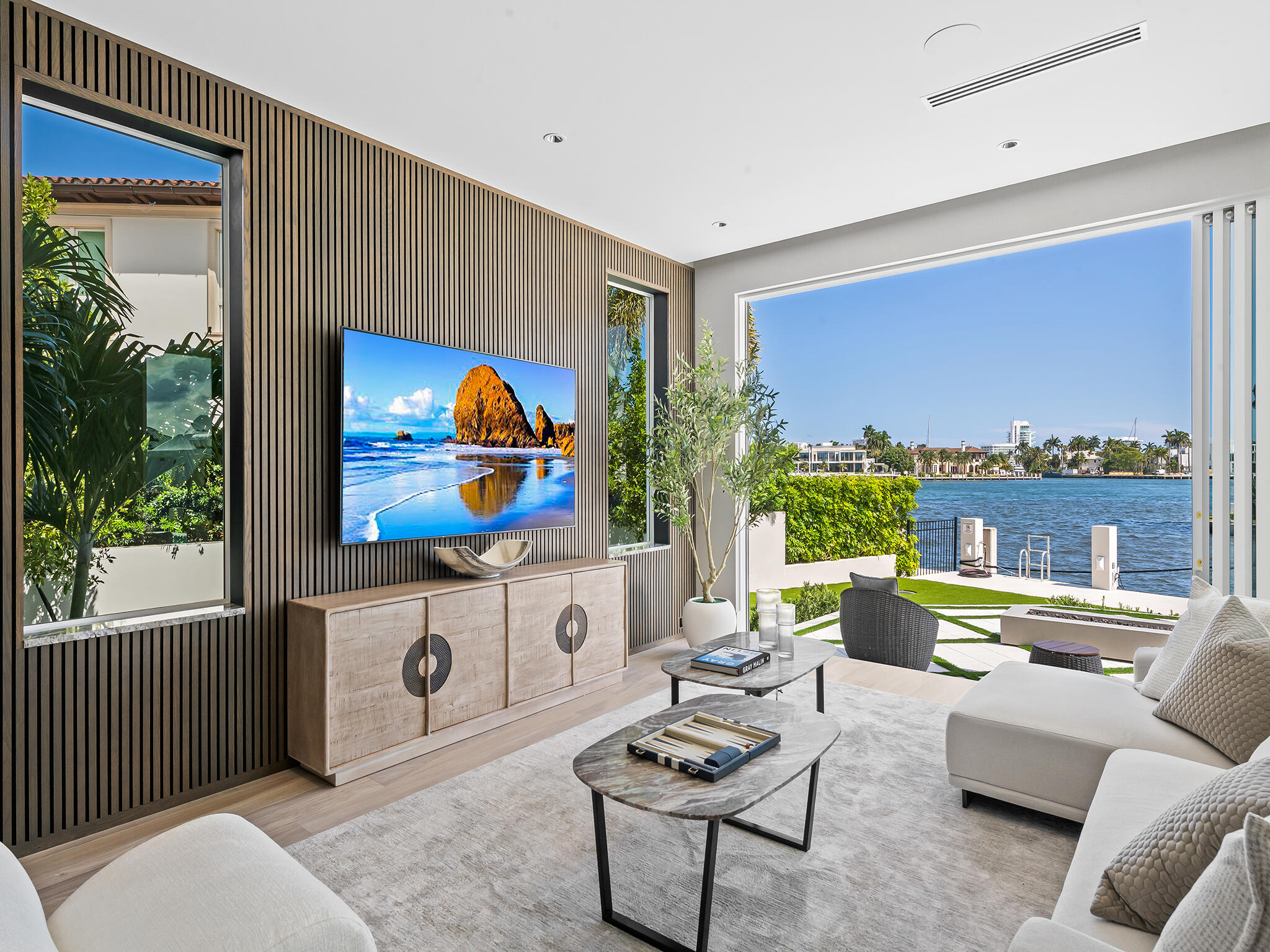 1822 SE 9th Fort Lauderdale, FL 33316