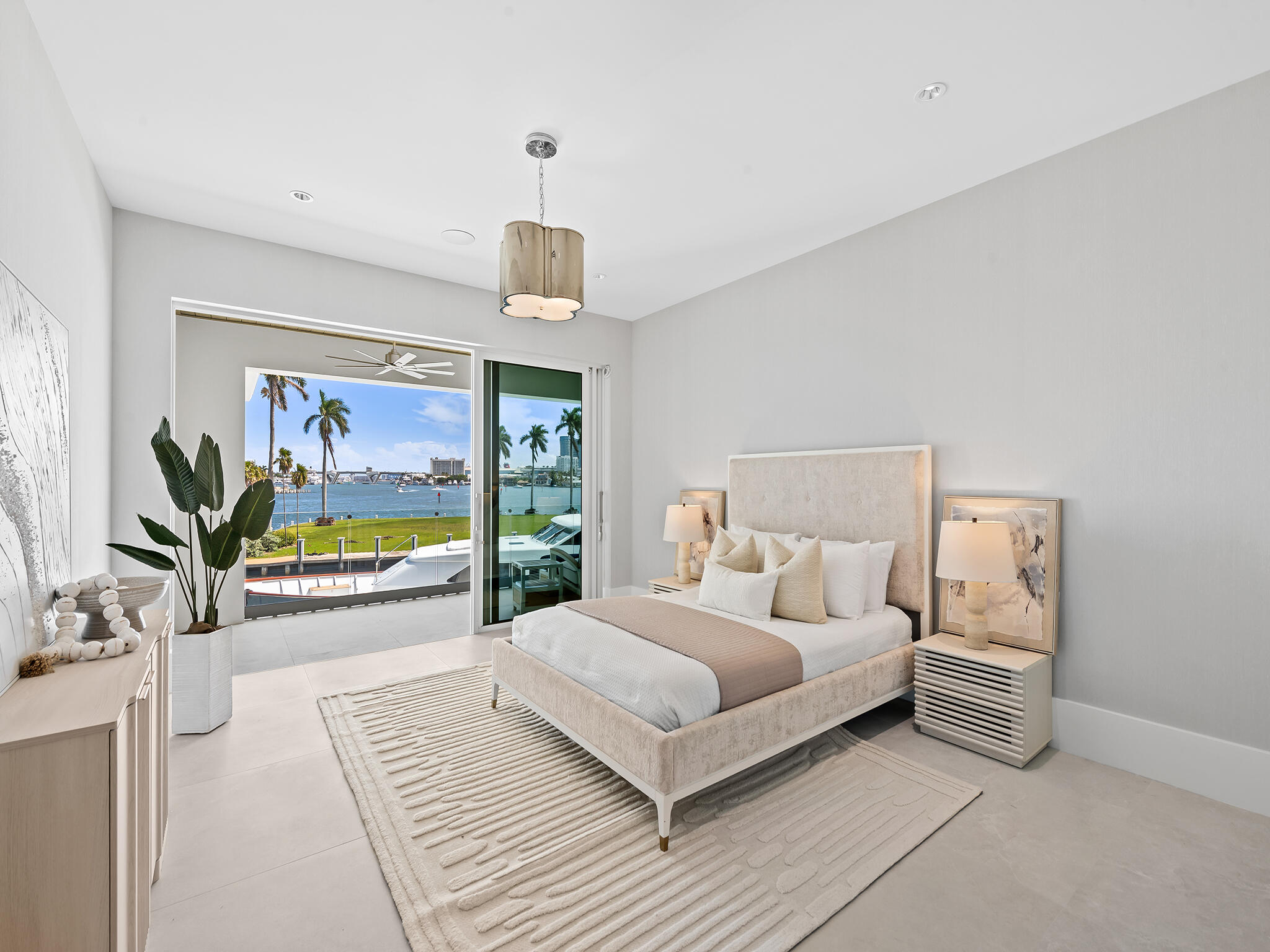 1822 SE 9th Fort Lauderdale, FL 33316