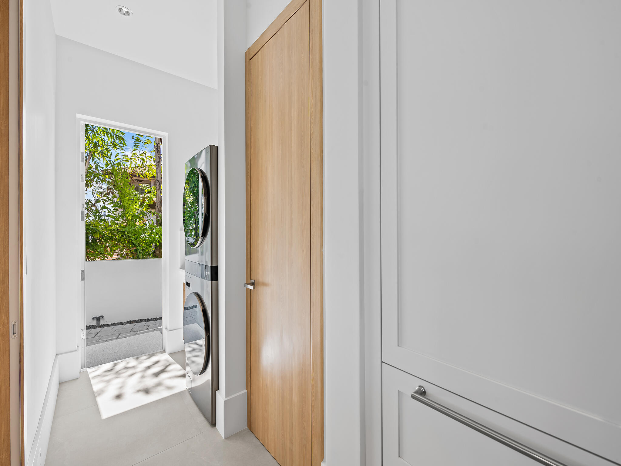 1822 SE 9th Fort Lauderdale, FL 33316