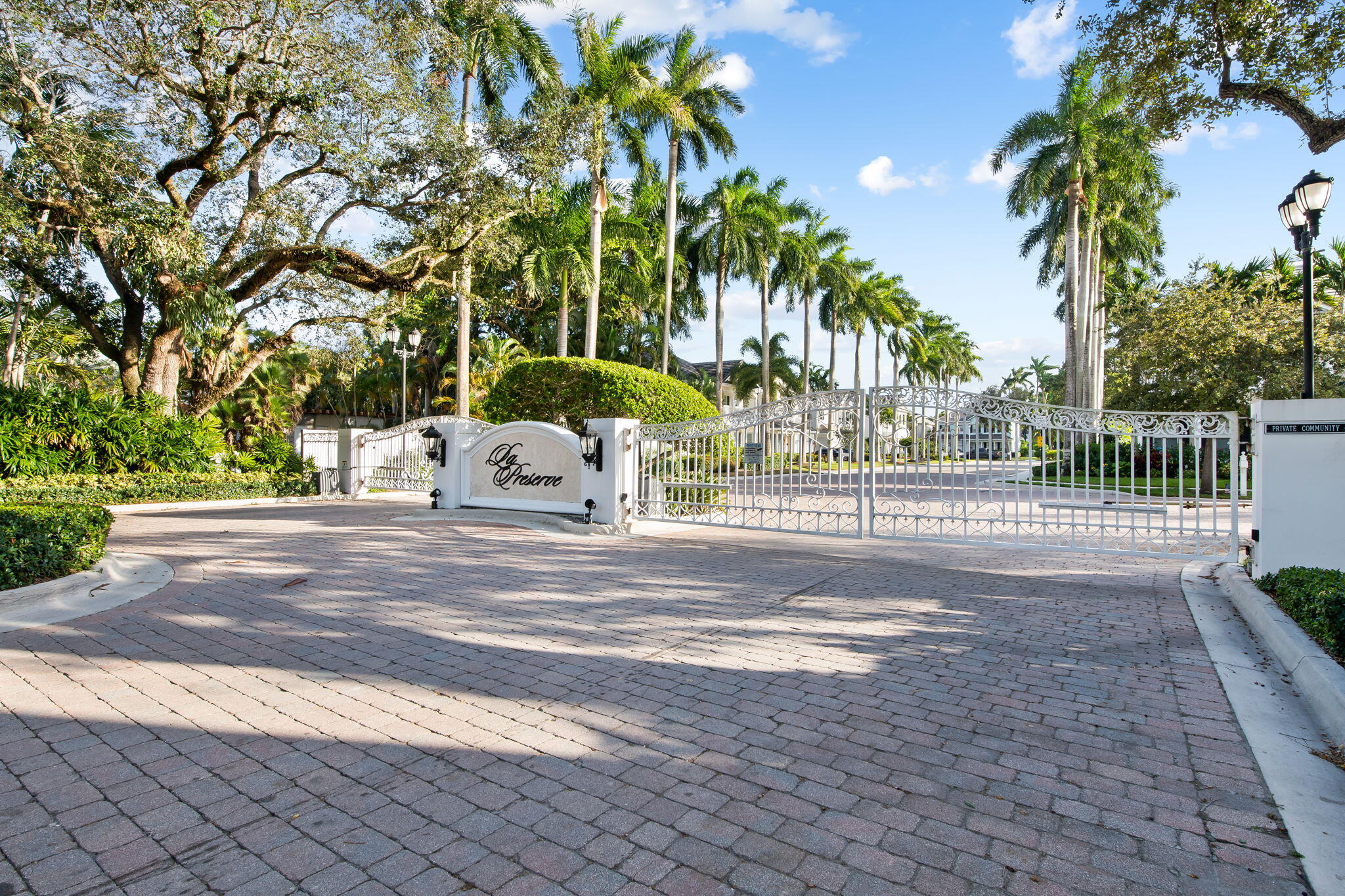 1421 SW 20th Ct Fort Lauderdale, FL 33315