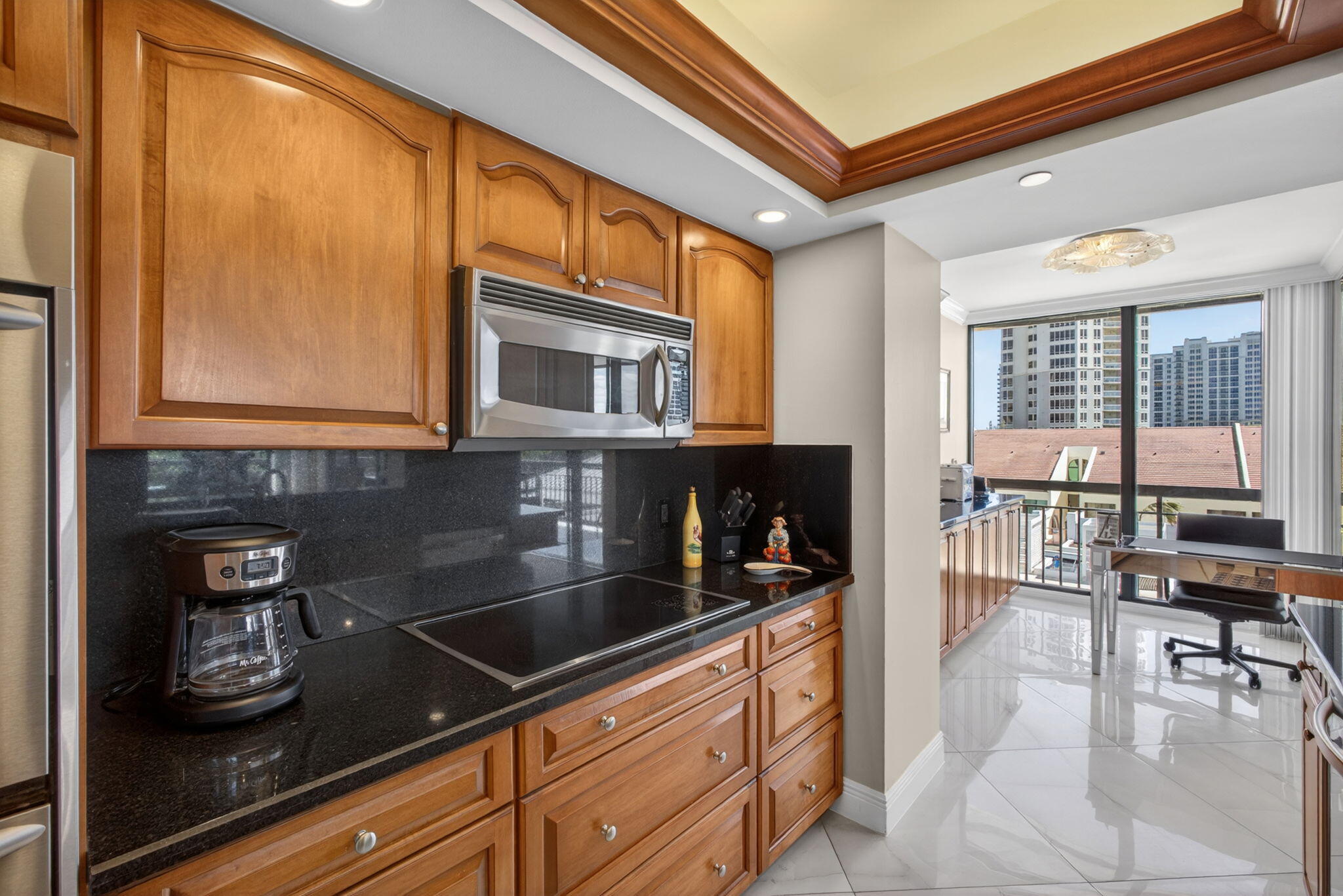 4100 N Ocean #304 Riviera Beach, FL 33404