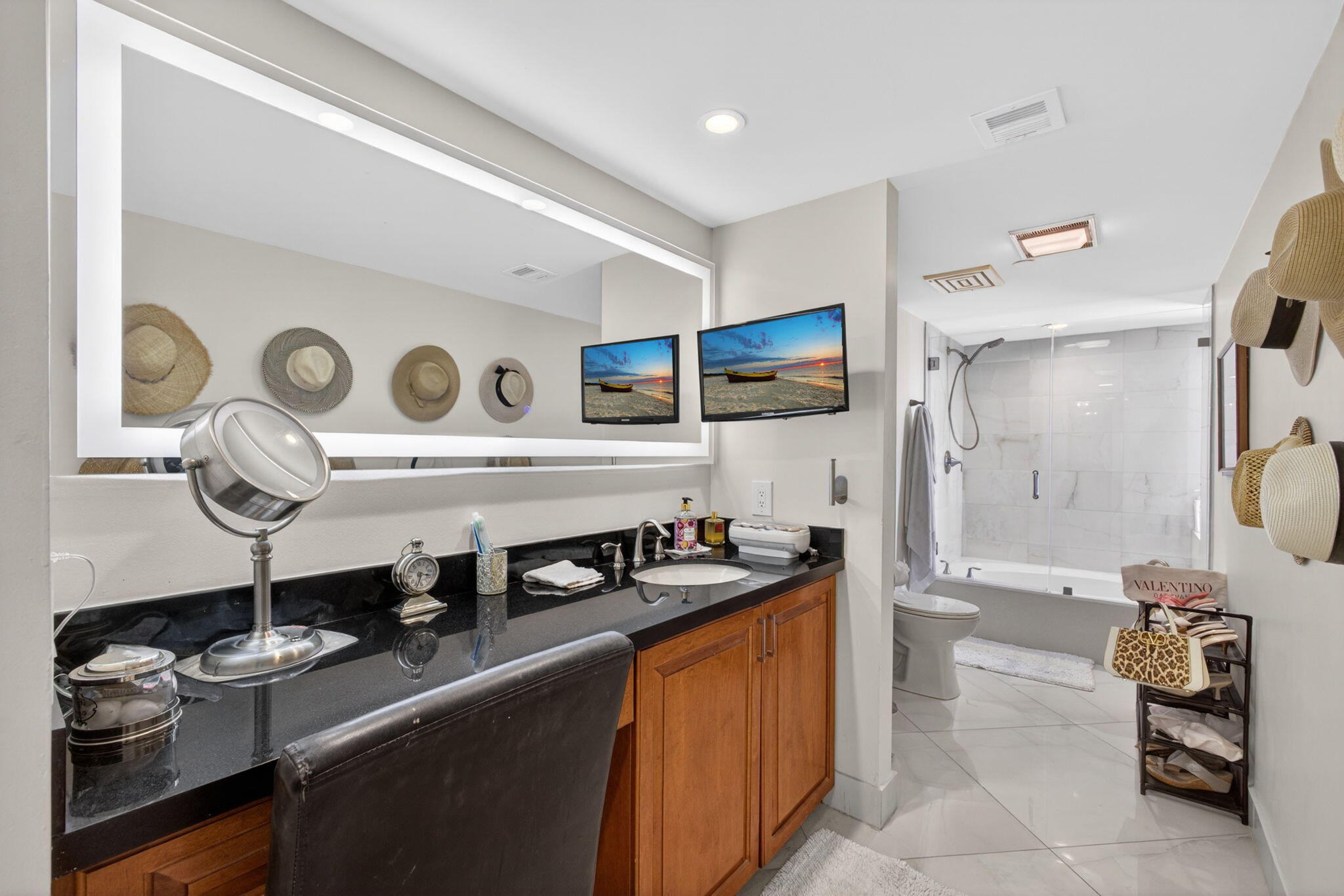 4100 N Ocean #304 Riviera Beach, FL 33404