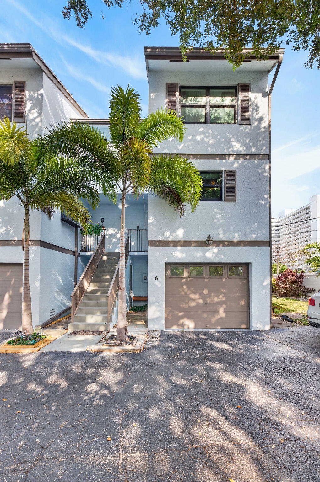 3250 NE 12th #6 Pompano Beach, FL 33062