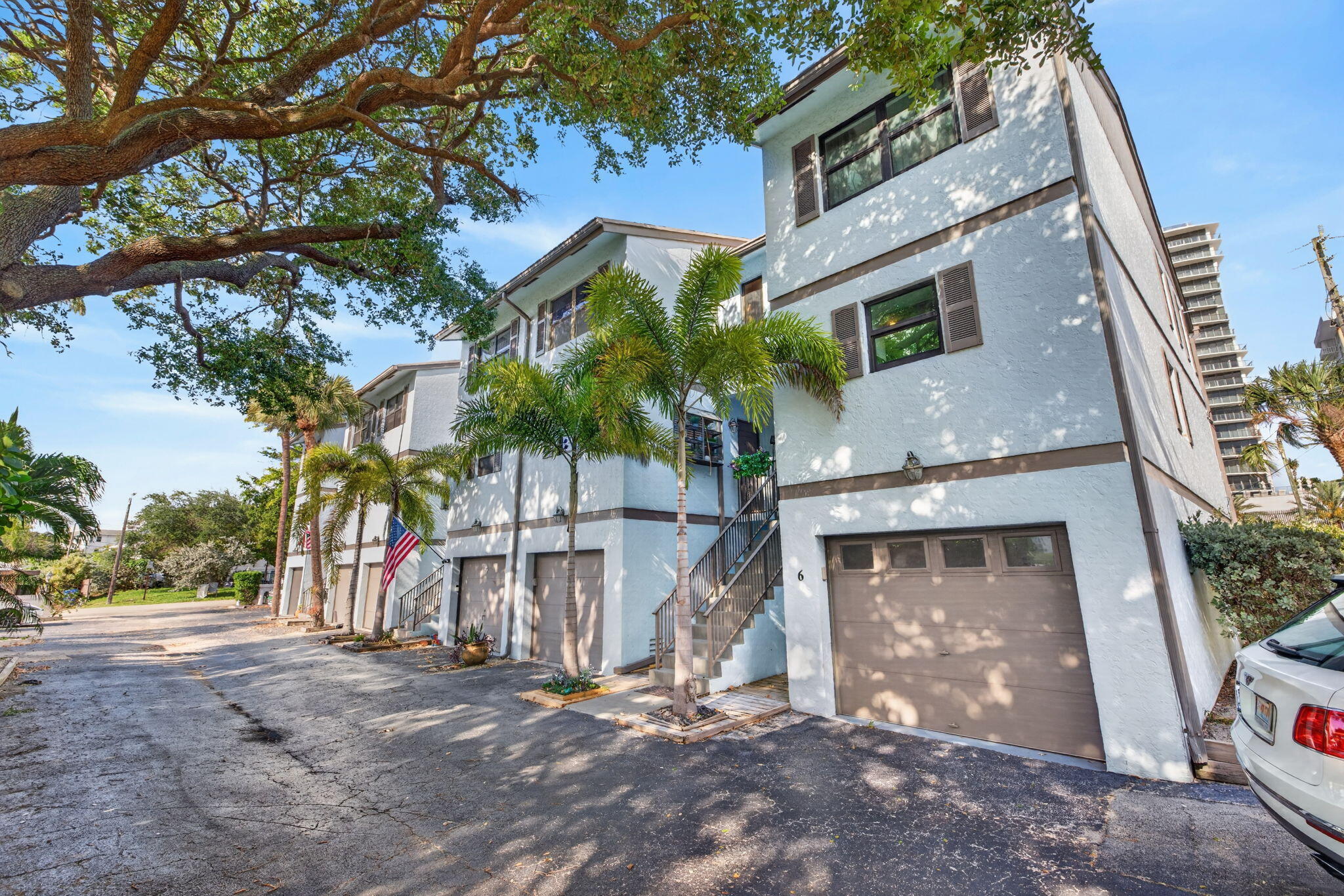 3250 NE 12th #6 Pompano Beach, FL 33062